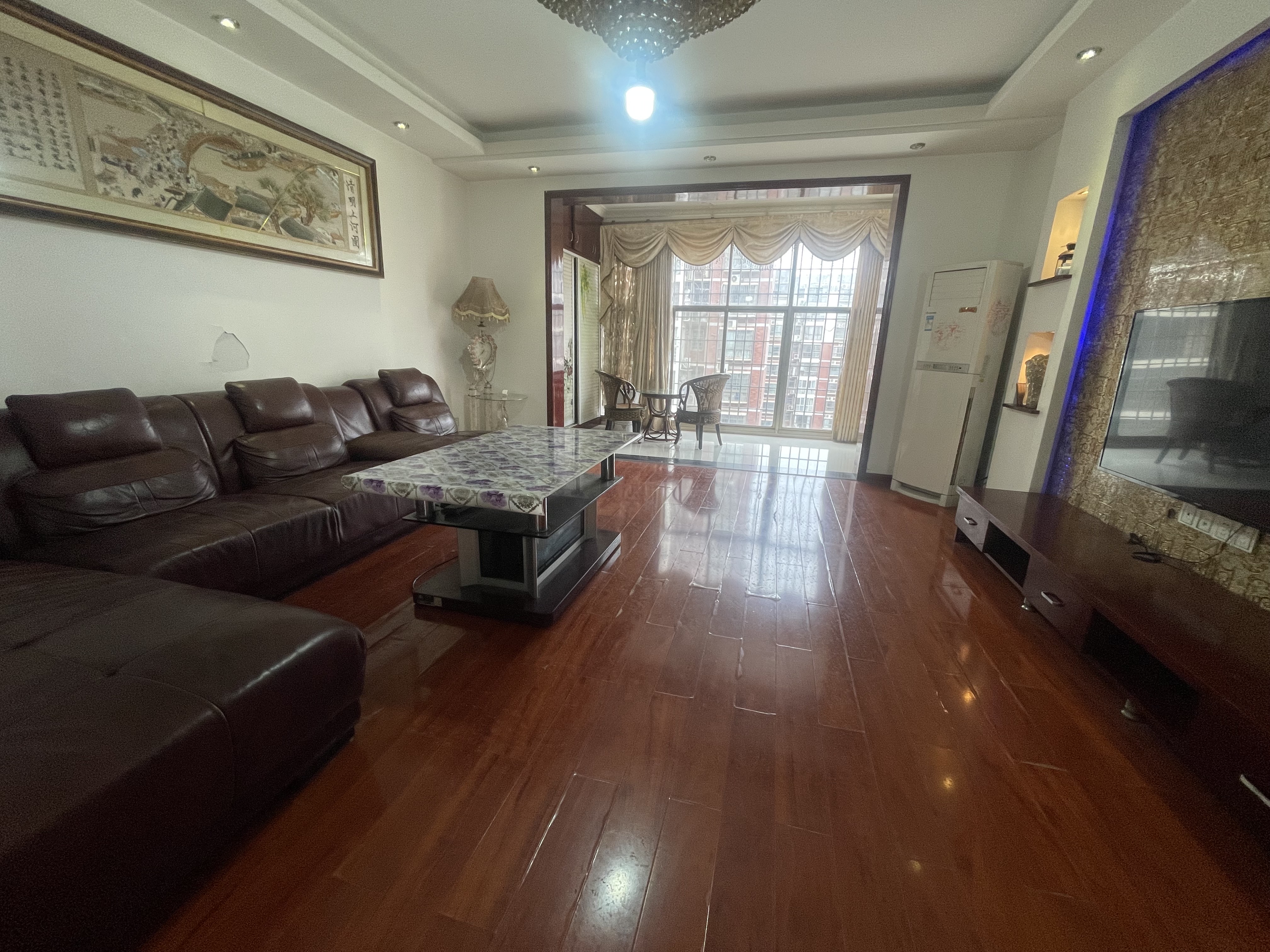 东方豪苑  1室0厅0卫    1500.0元/月