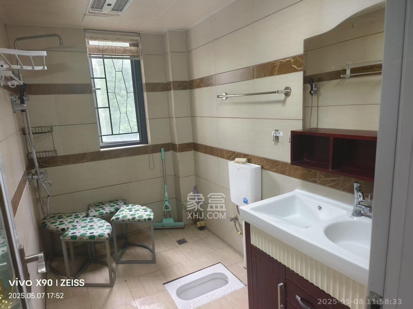 鹏基诺亚山林  3室2厅2卫    2800.0元/月室内图