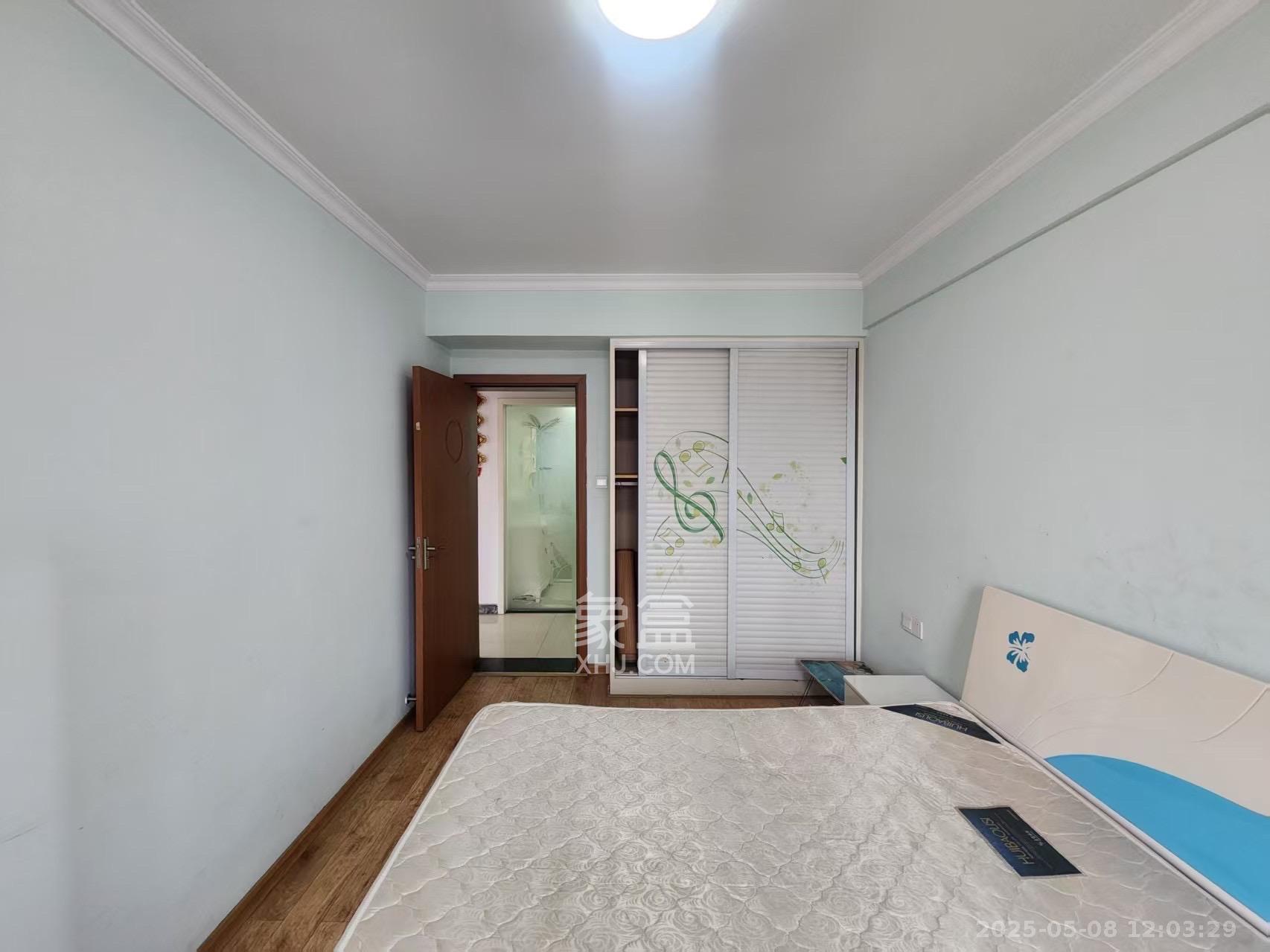 麓江春 3室2厅2卫 2800.0元/月 麓江春 3室2厅2卫 2800.0元/月室内图