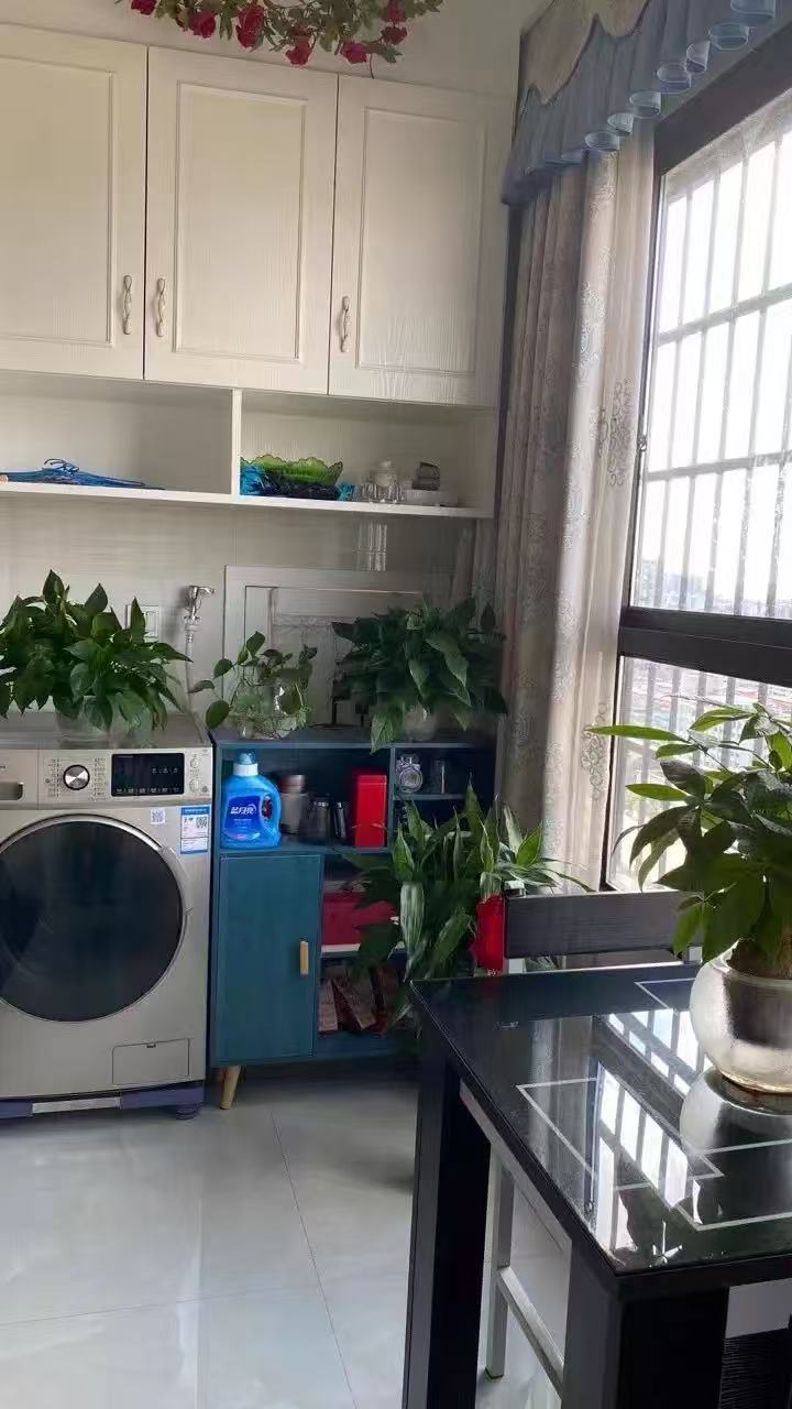 紫金花园 2室2厅1卫 2200.0元/月 紫金花园 2室2厅1卫 2200.0元/月室内图