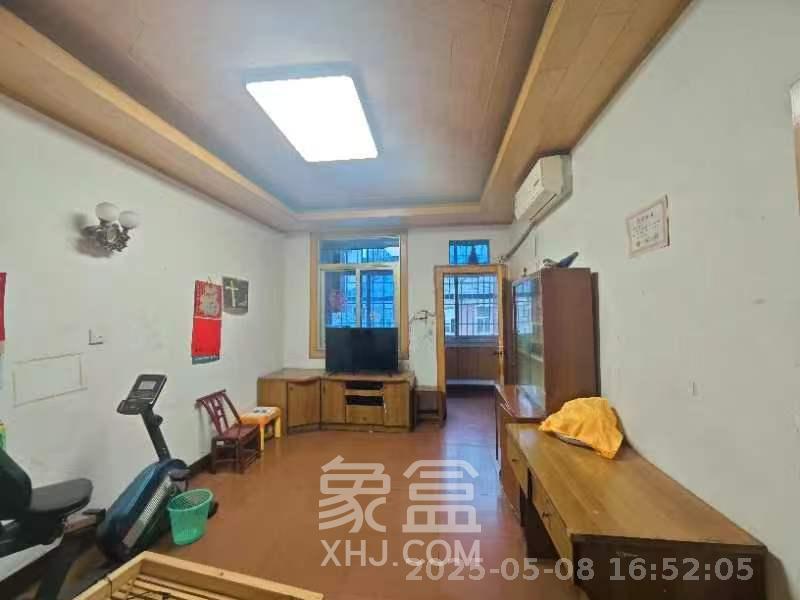 省新華印刷一廠宿舍區(qū)  2室1廳1衛(wèi)   1800.00元/月室內(nèi)圖