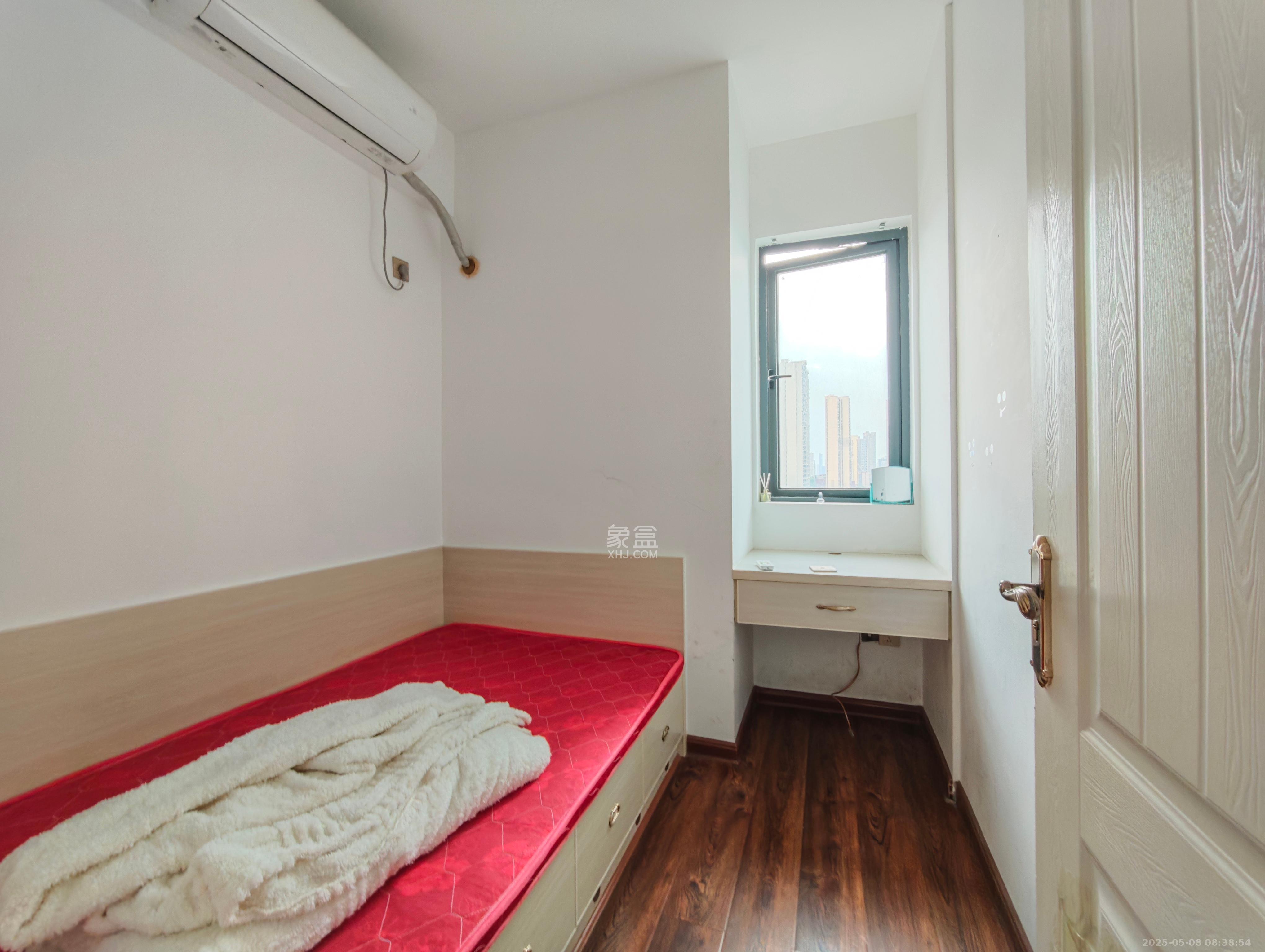 里约荟  3室1厅1卫    2100.0元/月 里约荟  3室1厅1卫    2100.0元/月室内图