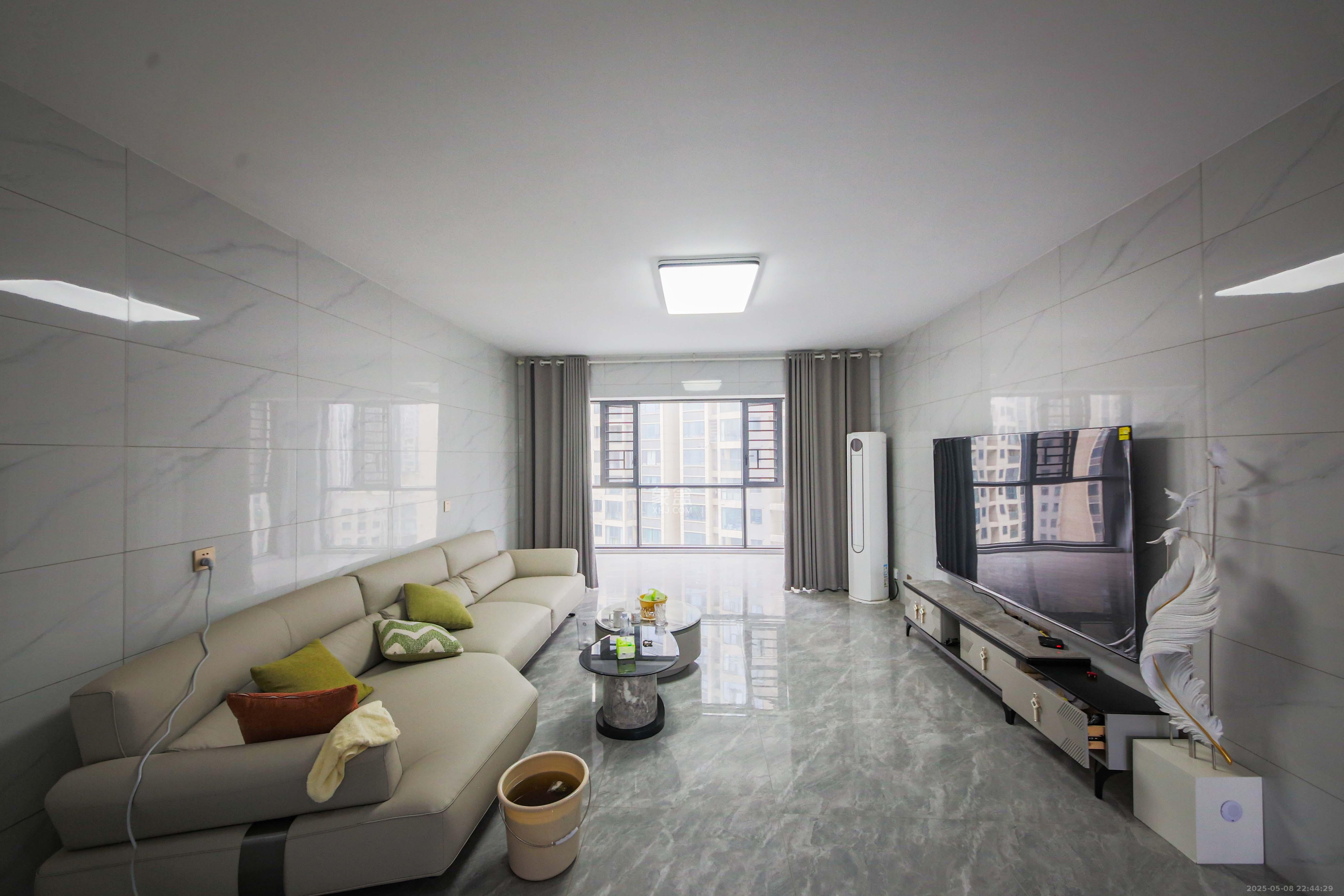 博林云栖  3室2厅2卫    160.0万 博林云栖  3室2厅2卫    160.0万客厅