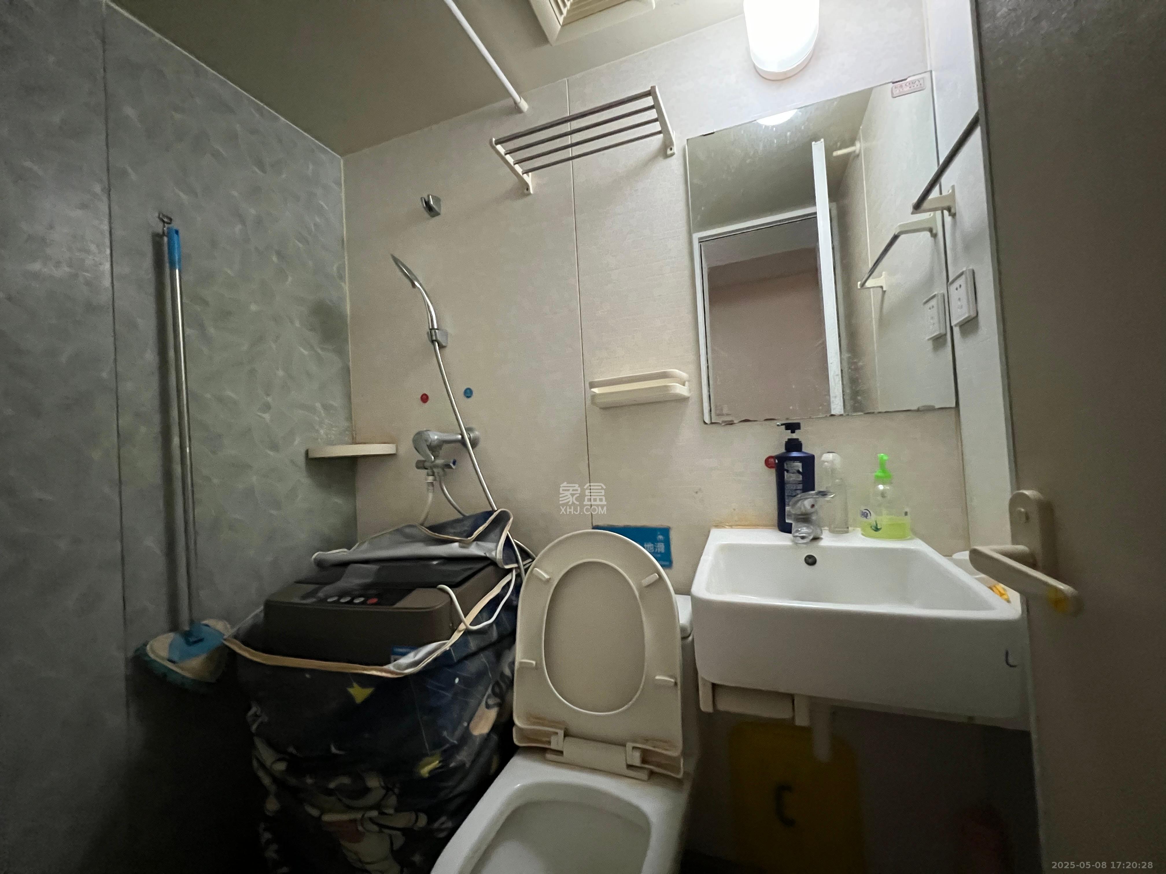 凯轩云顶  1室1厅1卫    900.0元/月 凯轩云顶  1室1厅1卫    900.0元/月室内图