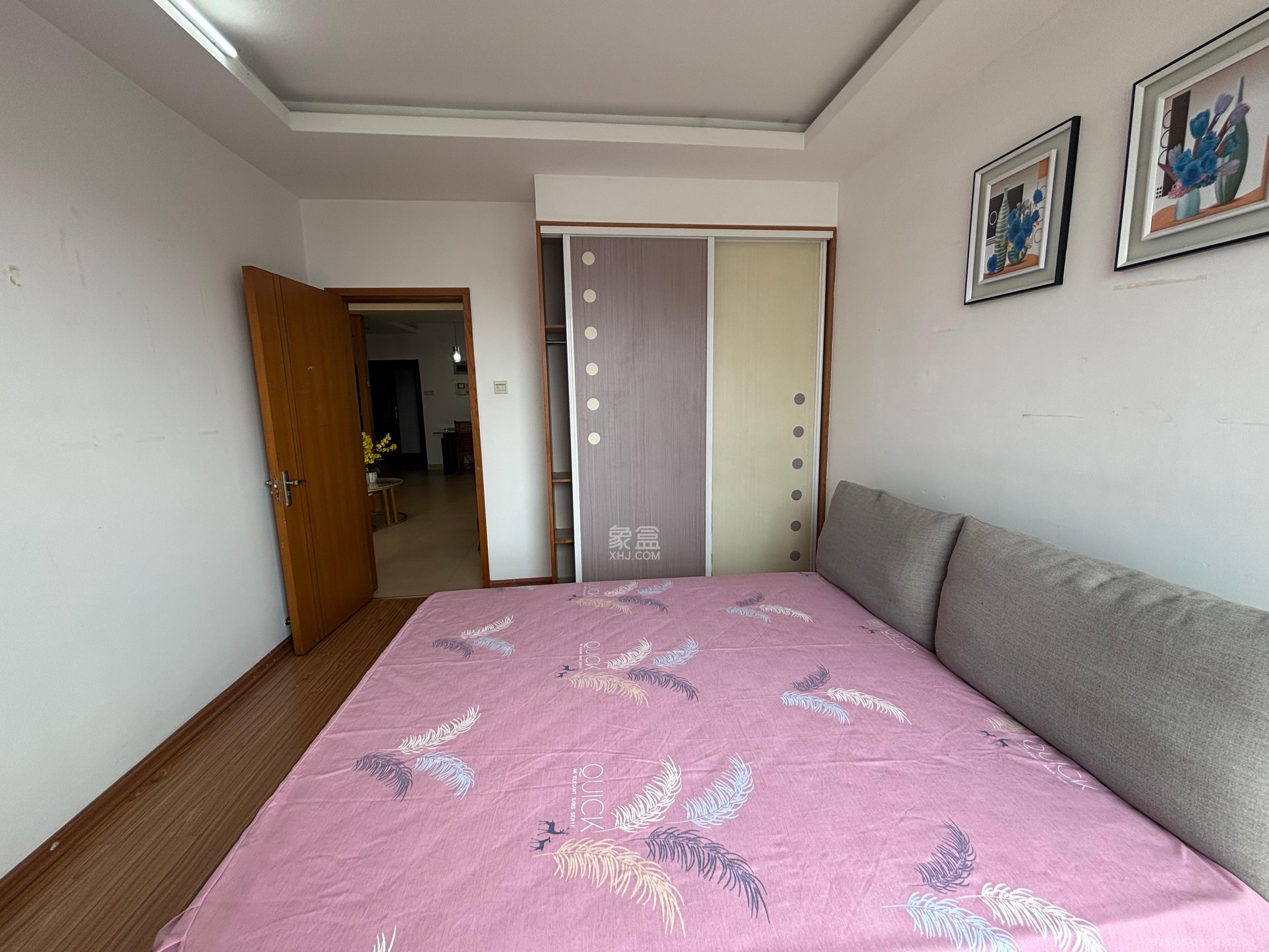 湘域中央  2室1厅1卫    3200.0元/月 湘域中央  2室1厅1卫    3200.0元/月室内图