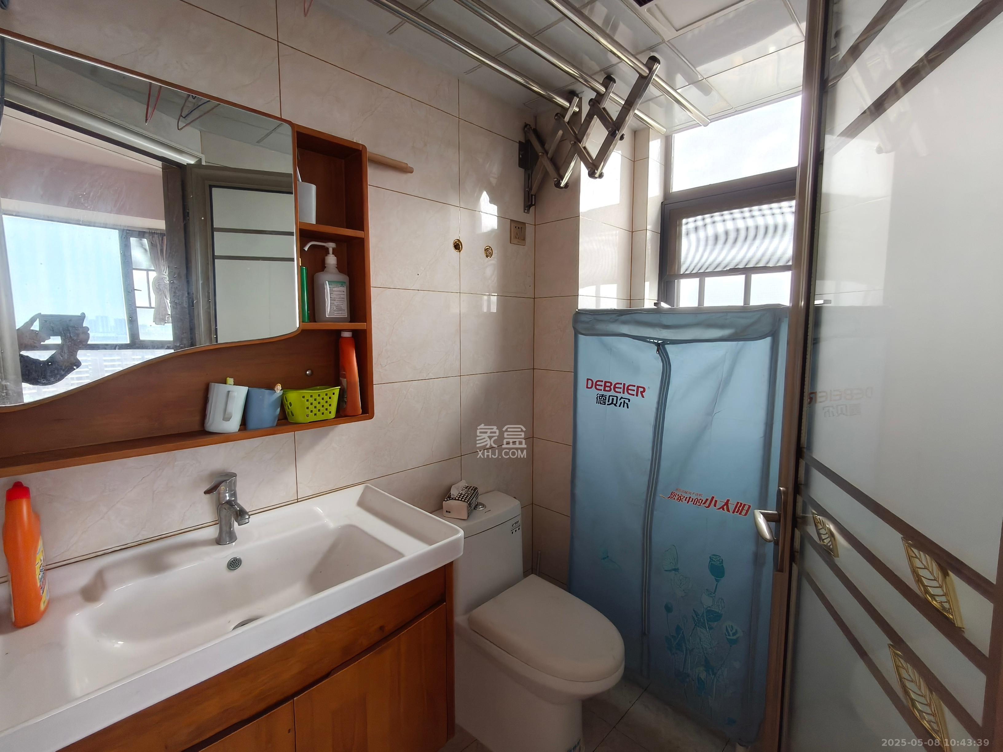 紫华郡 4室2厅2卫 2300.0元/月 紫华郡 4室2厅2卫 2300.0元/月室内图