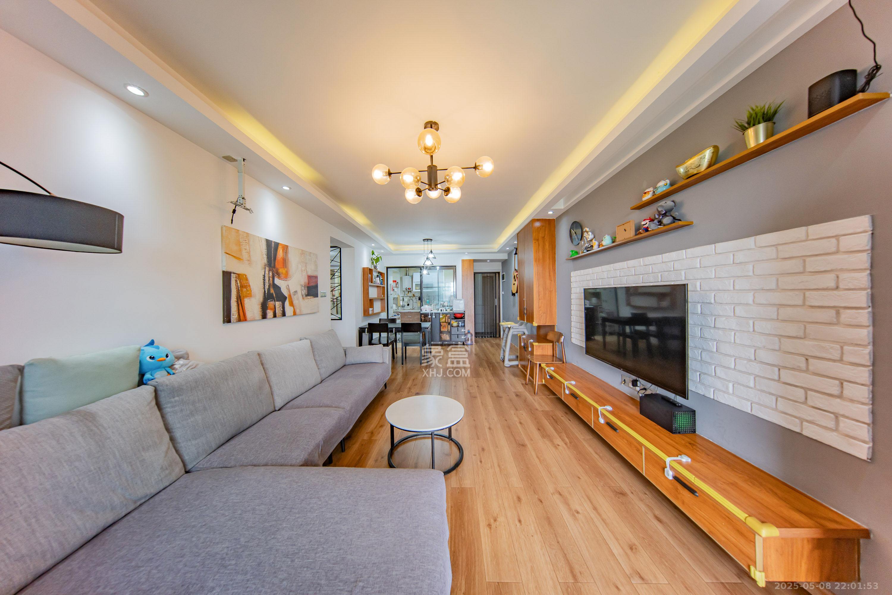 华润橡树湾 3室2厅1卫 79.0万 华润橡树湾 3室2厅1卫 79.0万客厅