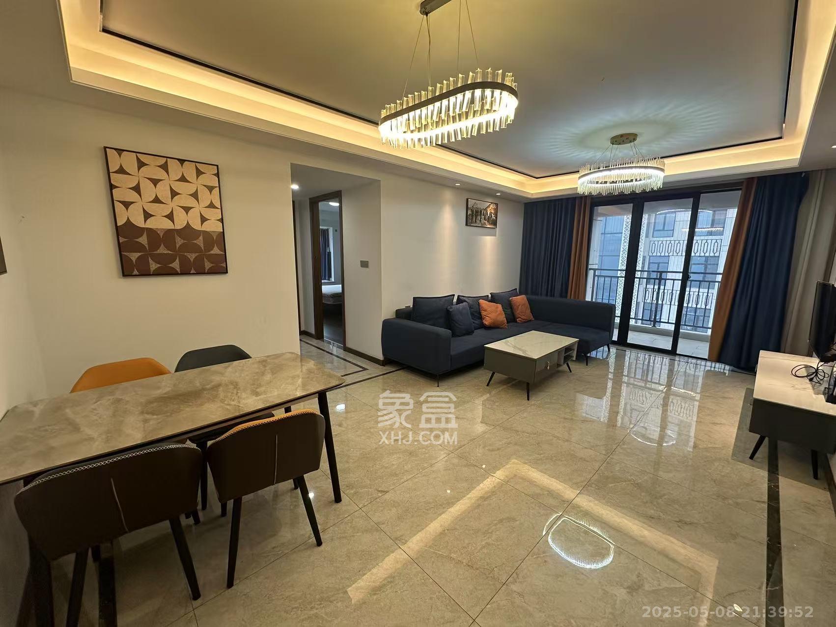 中国铁建金色蓝庭  4室2厅2卫   3600.00元/月