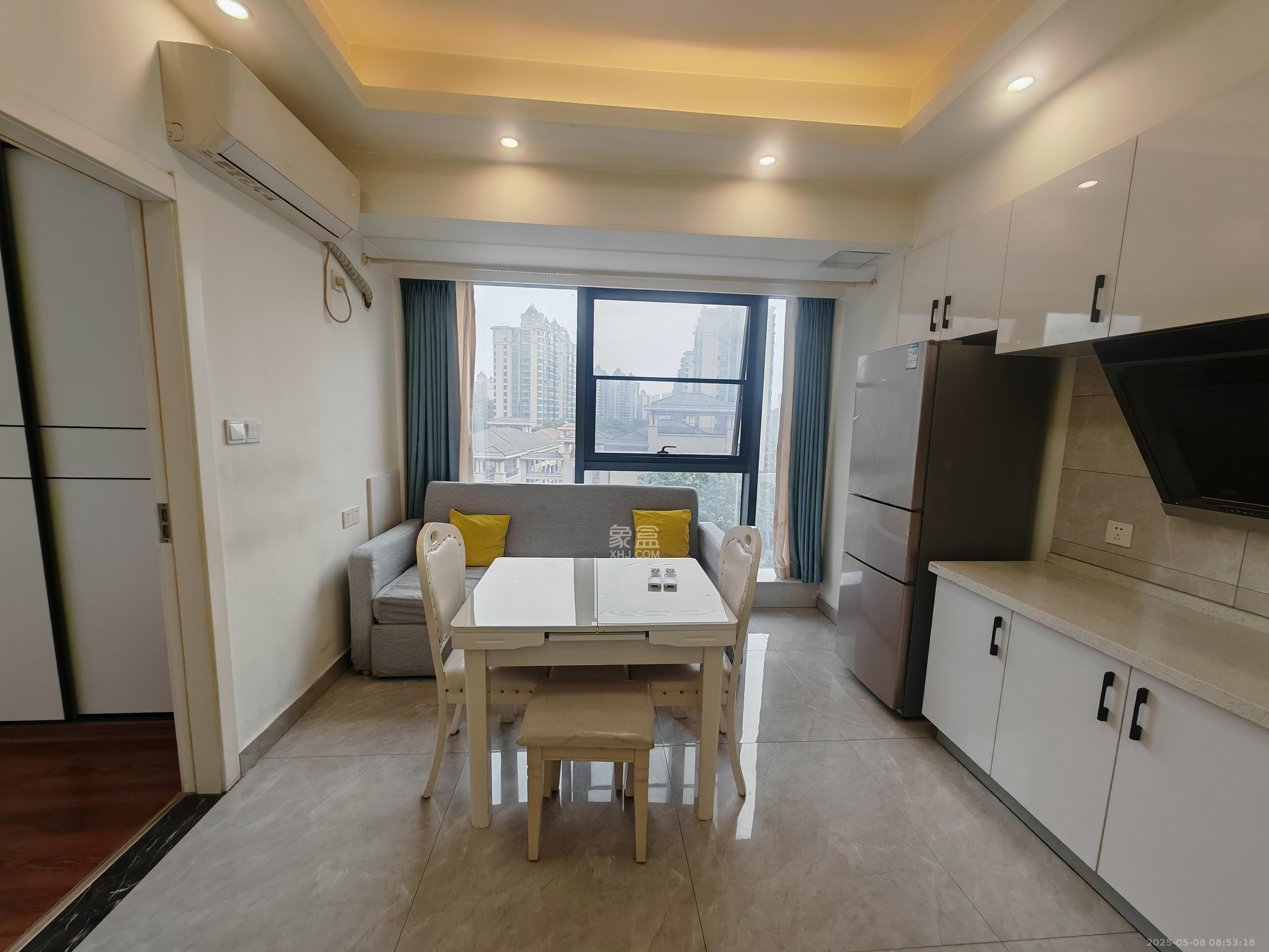 博长山水香颐  2室1厅1卫    1700.0元/月 博长山水香颐  2室1厅1卫    1700.0元/月室内图