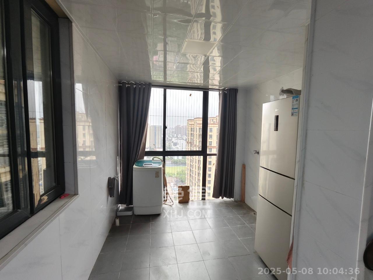 蓝光幸福满庭  3室2厅1卫    2400.0元/月 蓝光幸福满庭  3室2厅1卫    2400.0元/月室内图