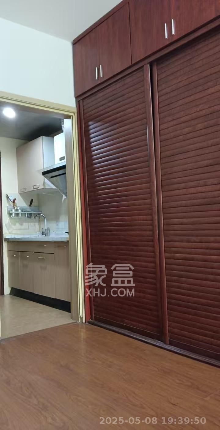花漾年华（桂花园）  1室1厅1卫   1200.00元/月