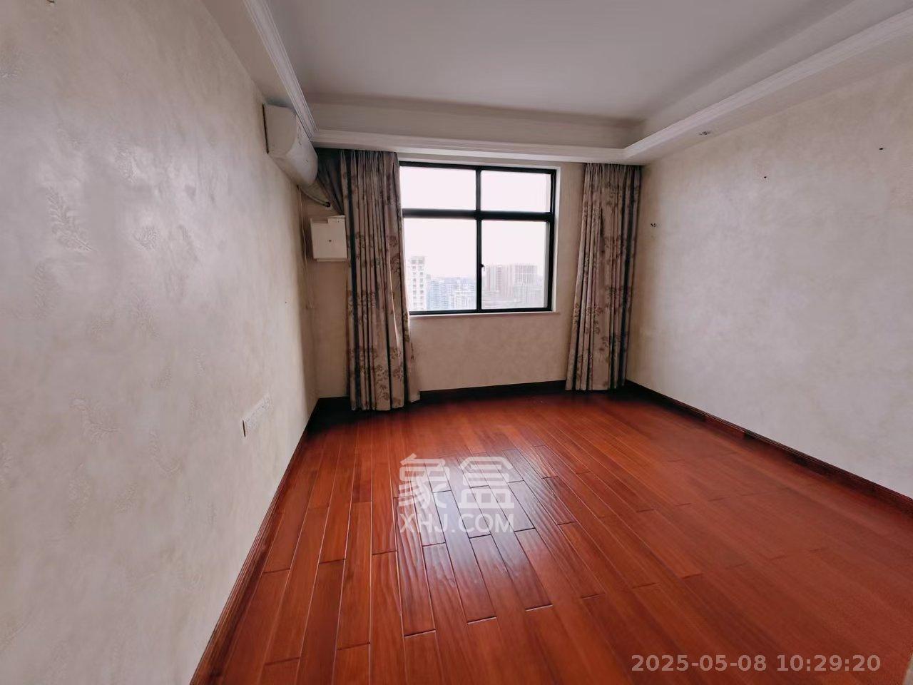 青园  6室2厅3卫    10000.0元/月 青园  6室2厅3卫    10000.0元/月室内图