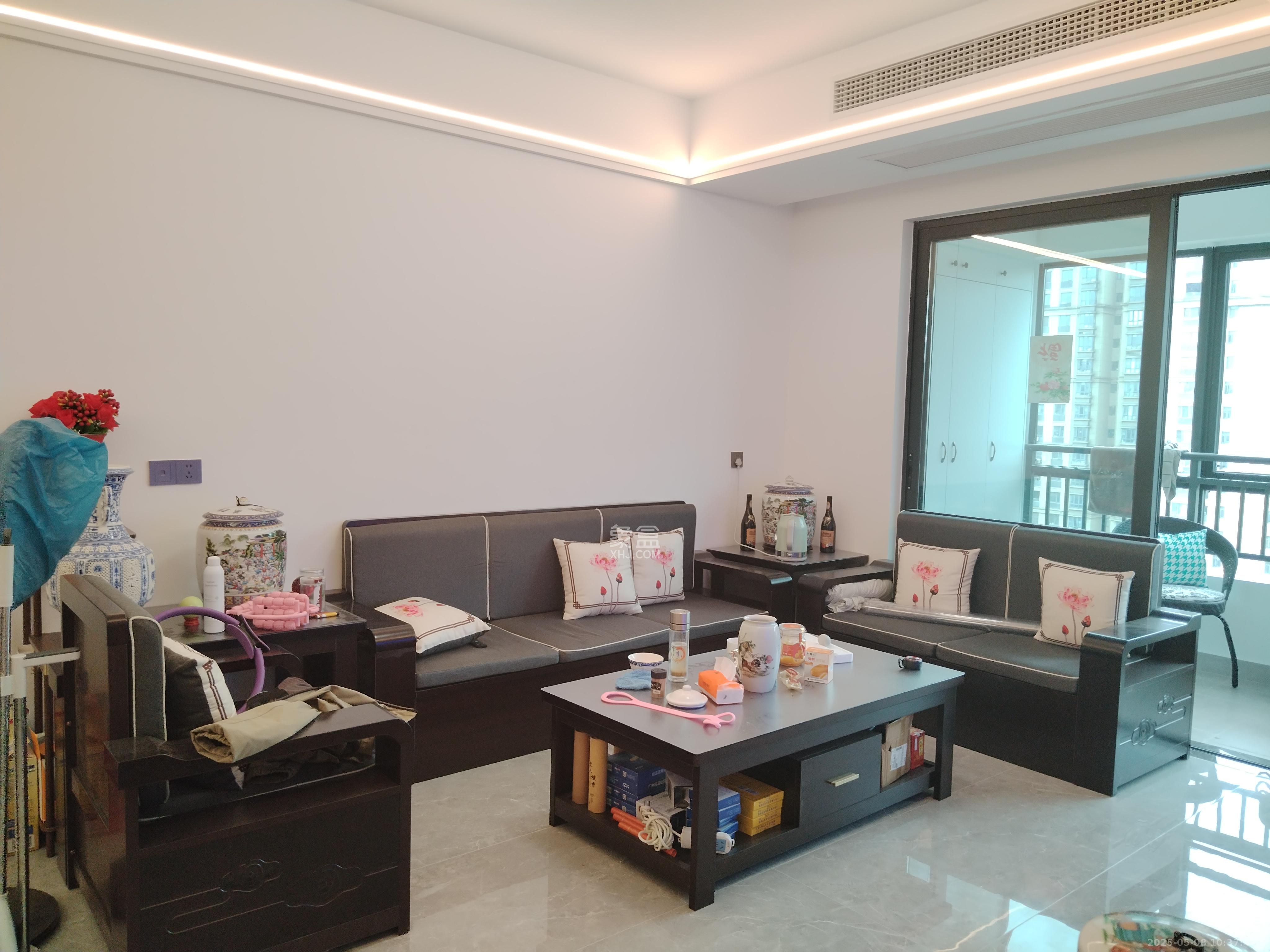 新华联梦想城 3室2厅2卫 2500.0元/月 新华联梦想城 3室2厅2卫 2500.0元/月室内图