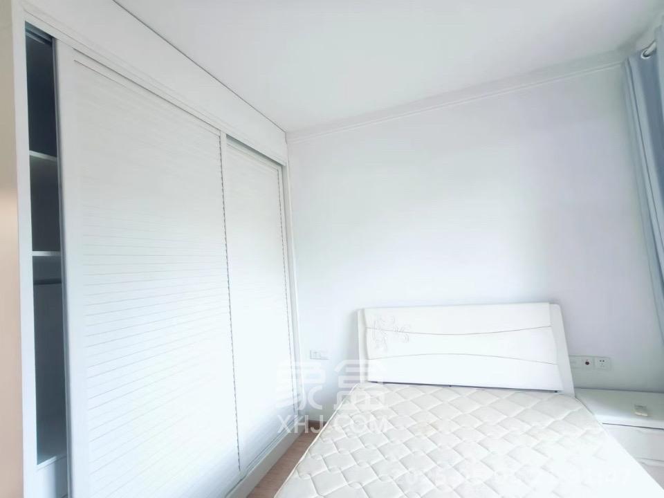 珠江郦城薰衣道  2室2厅1卫   2200.00元/月室内图