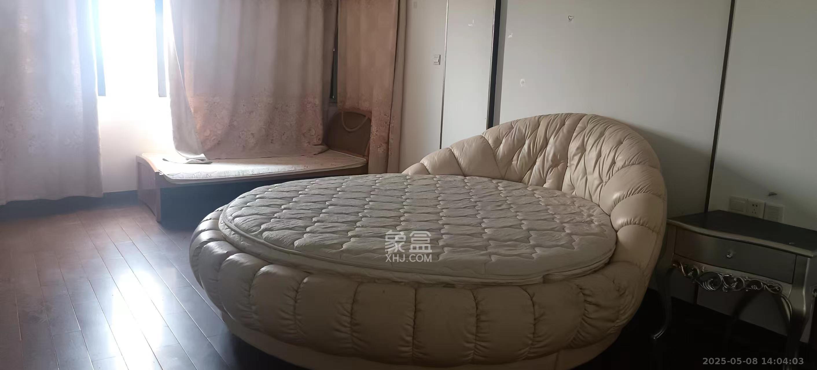 新世纪花苑  3室2厅1卫   3500.00元/月室内图