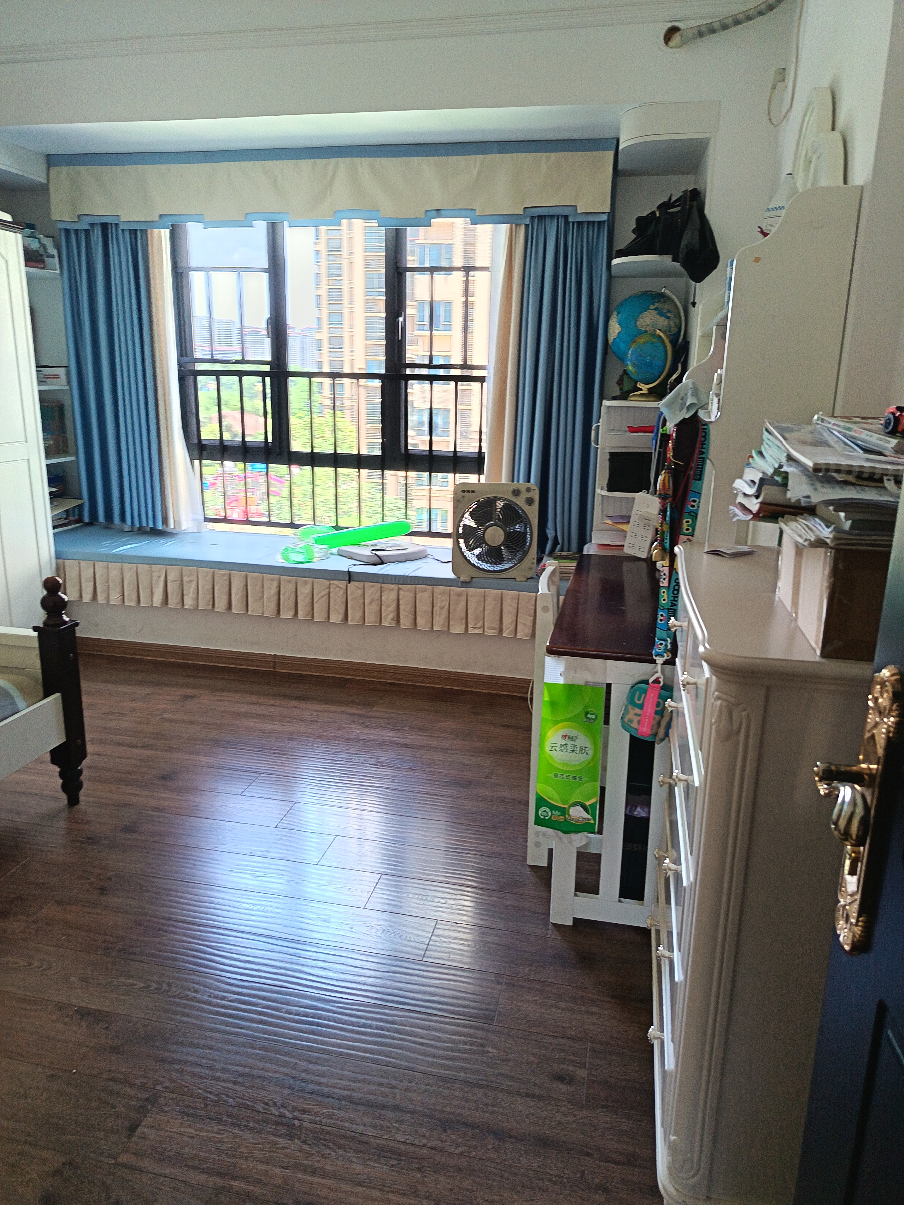 碧桂园 5室2厅4卫 3600.0元/月 碧桂园 5室2厅4卫 3600.0元/月室内图