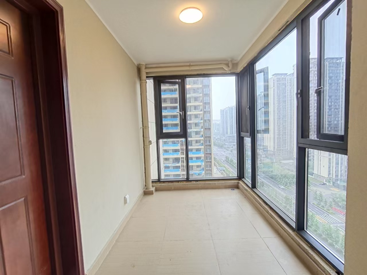 碧桂园梓山府 4室2厅2卫 2500.0元/月 碧桂园梓山府 4室2厅2卫 2500.0元/月室内图