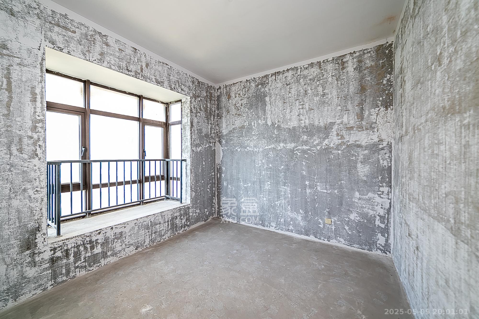 中建江山壹号  1室2厅2卫   762.00万卧室