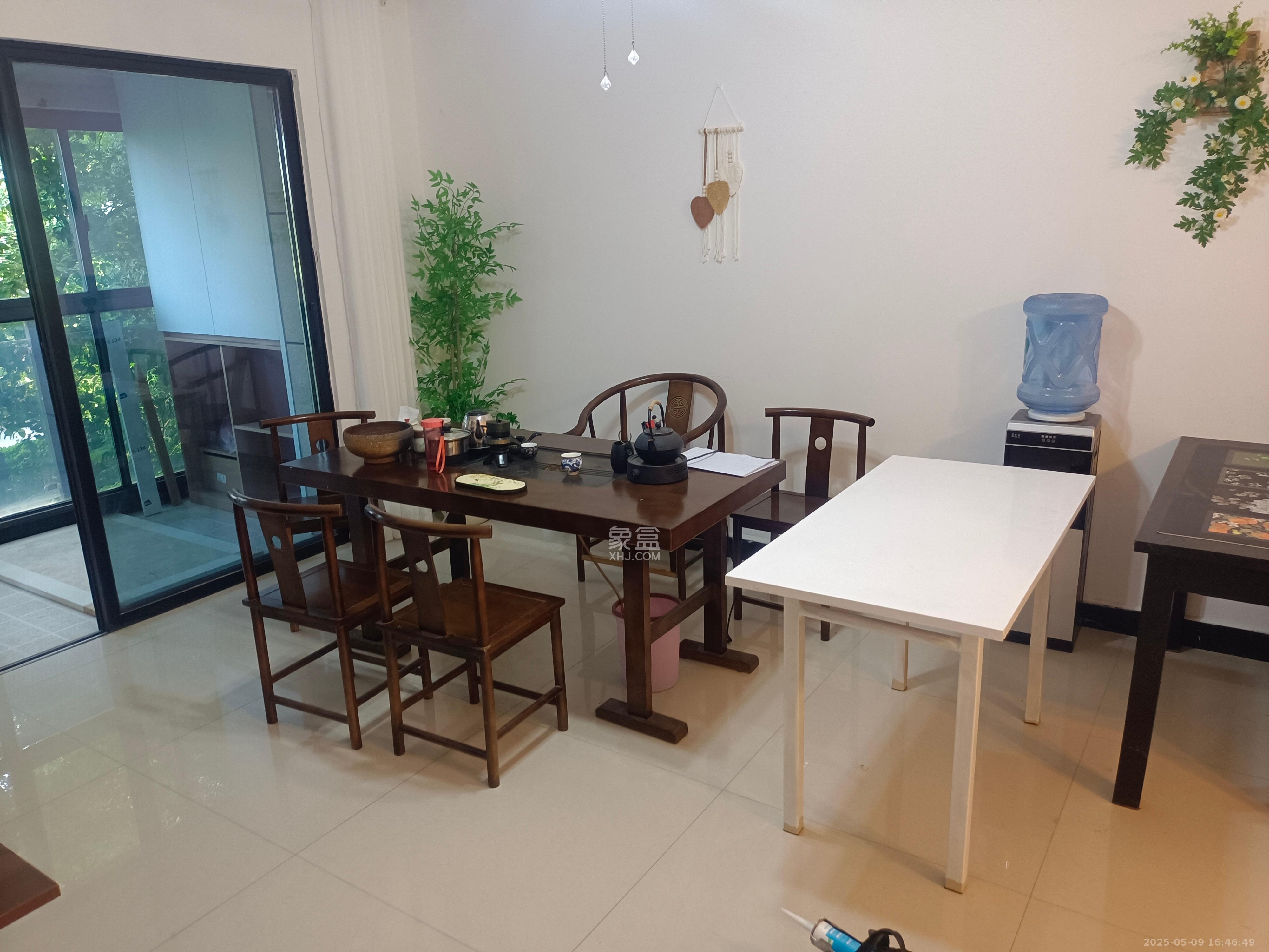 达美D6区  3室2厅2卫   3200.00元/月室内图