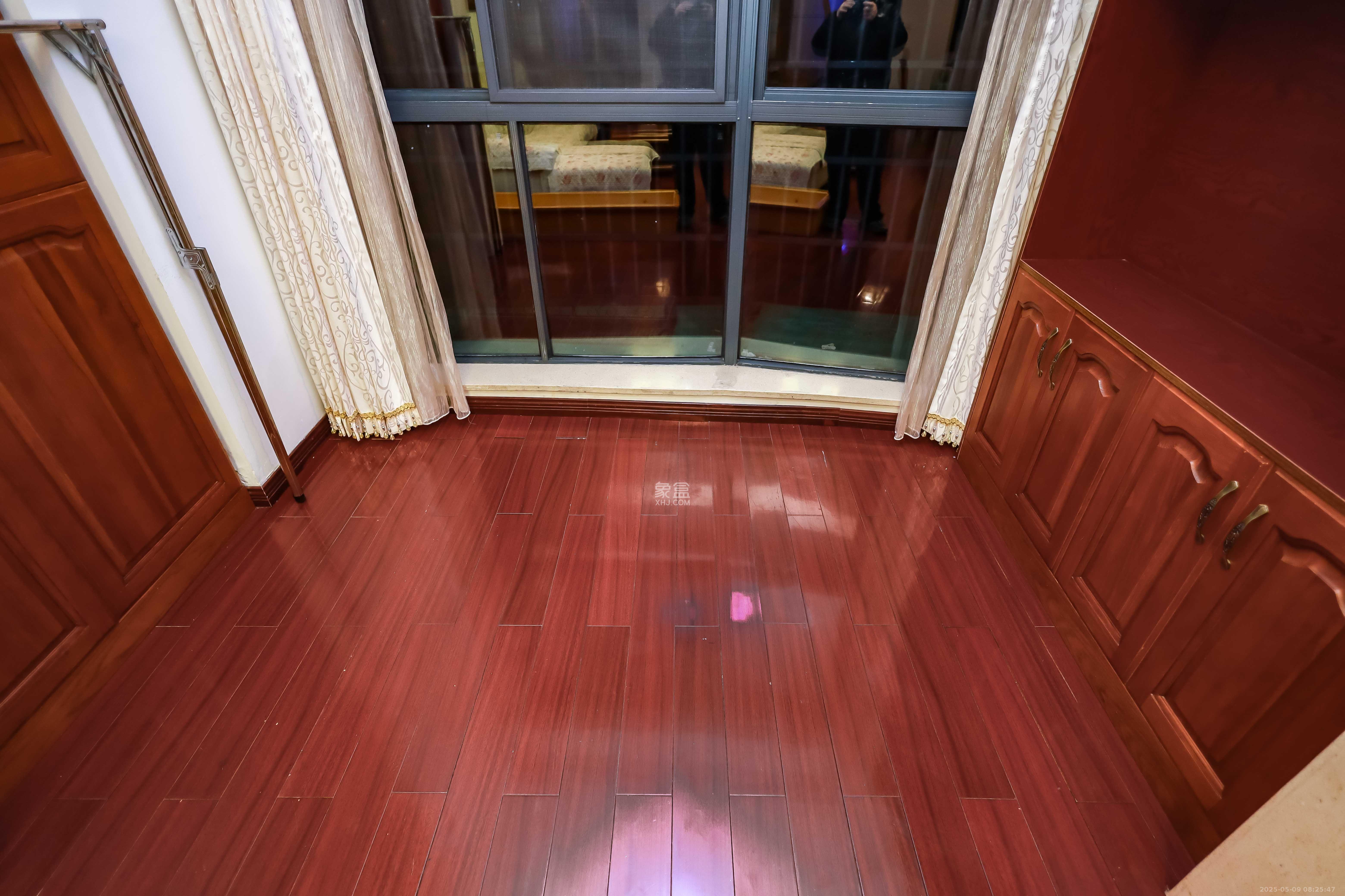 保利麓谷林语C区  3室2厅1卫    2600.0元/月 保利麓谷林语C区  3室2厅1卫    2600.0元/月室内图