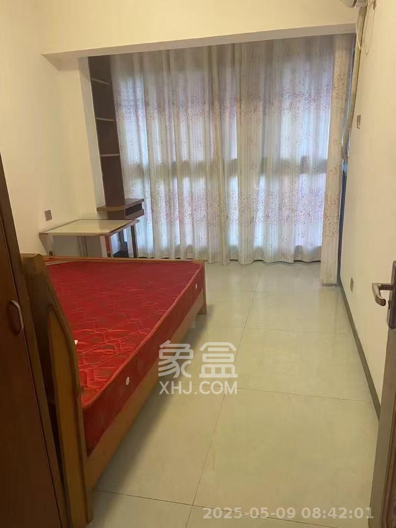 咸嘉新村嘉兴苑  3室1厅1卫    2400.0元/月 咸嘉新村嘉兴苑  3室1厅1卫    2400.0元/月室内图