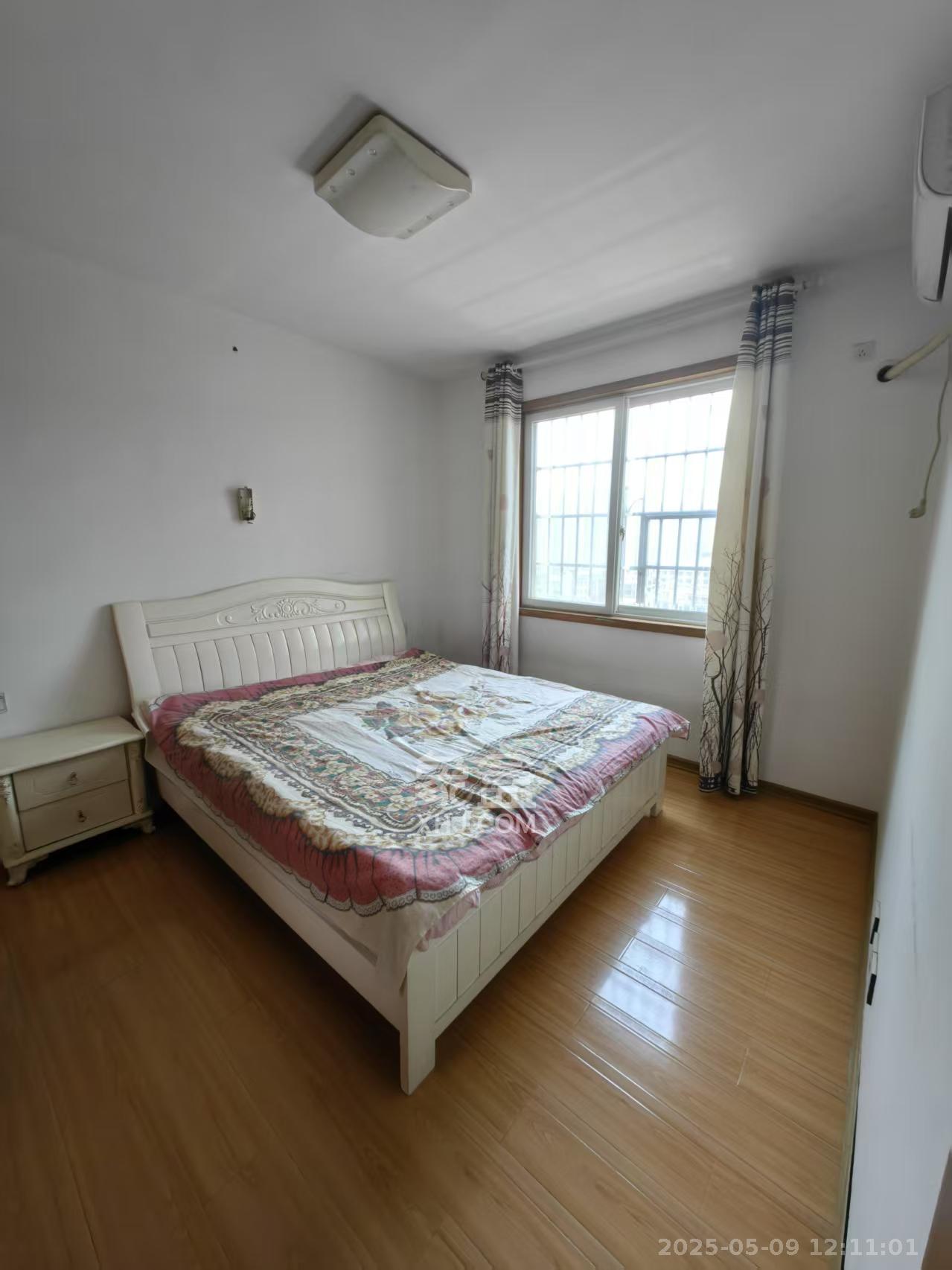 麓谷锦和园  3室1厅1卫   2400.00元/月室内图