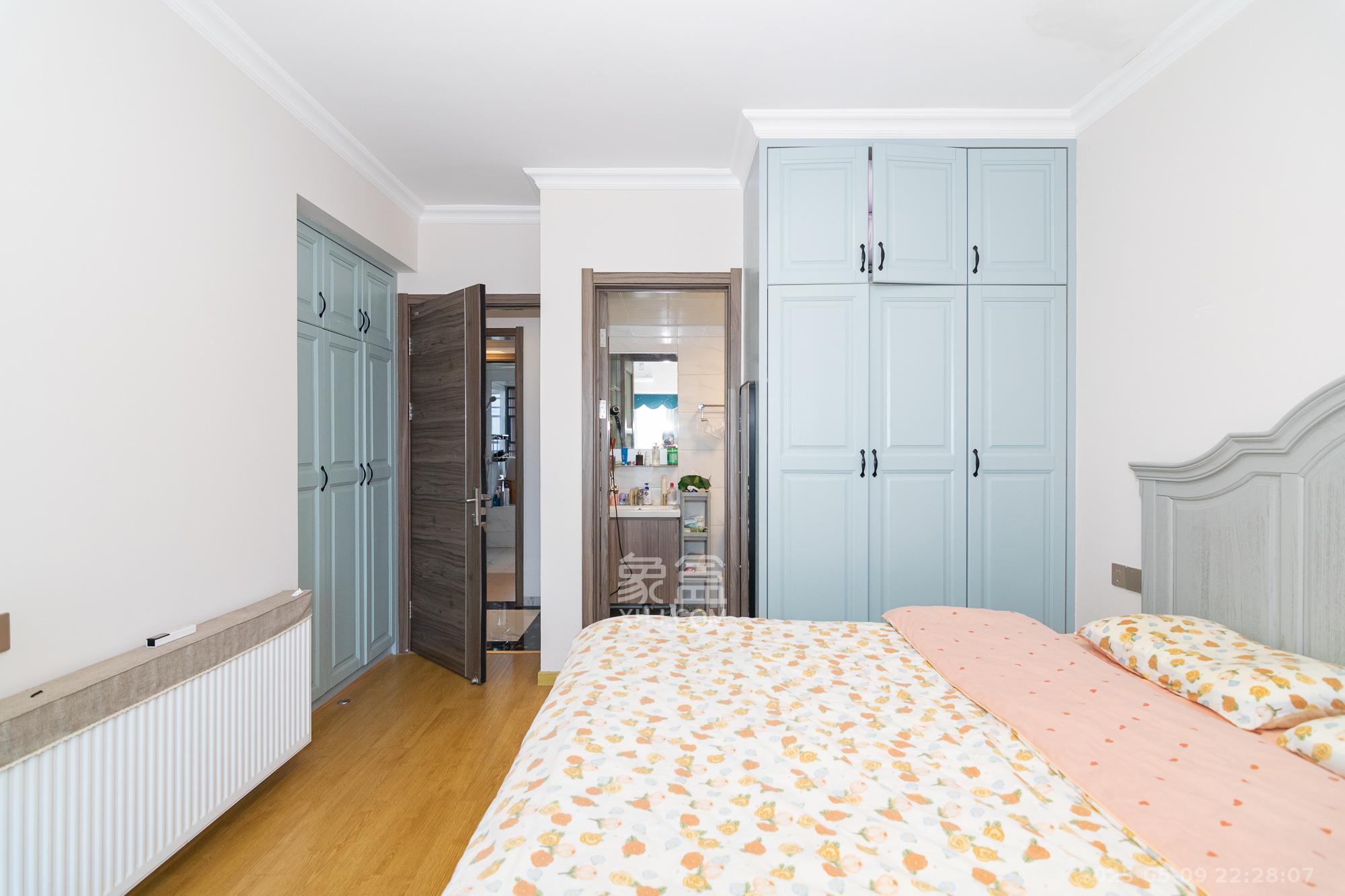 碧桂园高尔夫花园 4室2厅2卫 125.0万 碧桂园高尔夫花园 4室2厅2卫 125.0万卧室