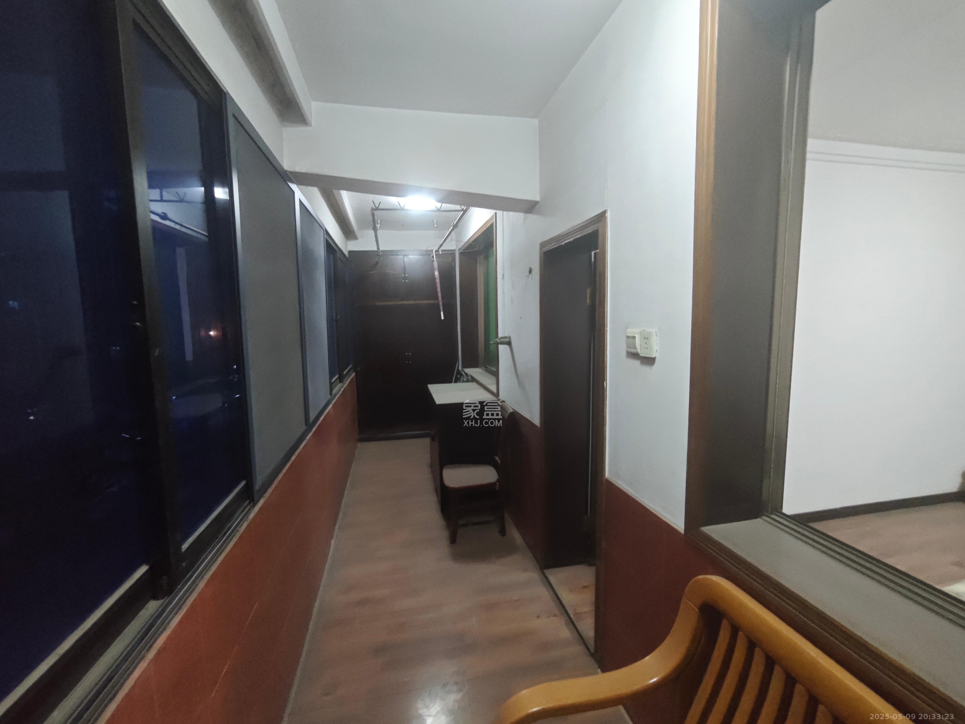 晨光花园  2室1厅1卫   1500.00元/月室内图