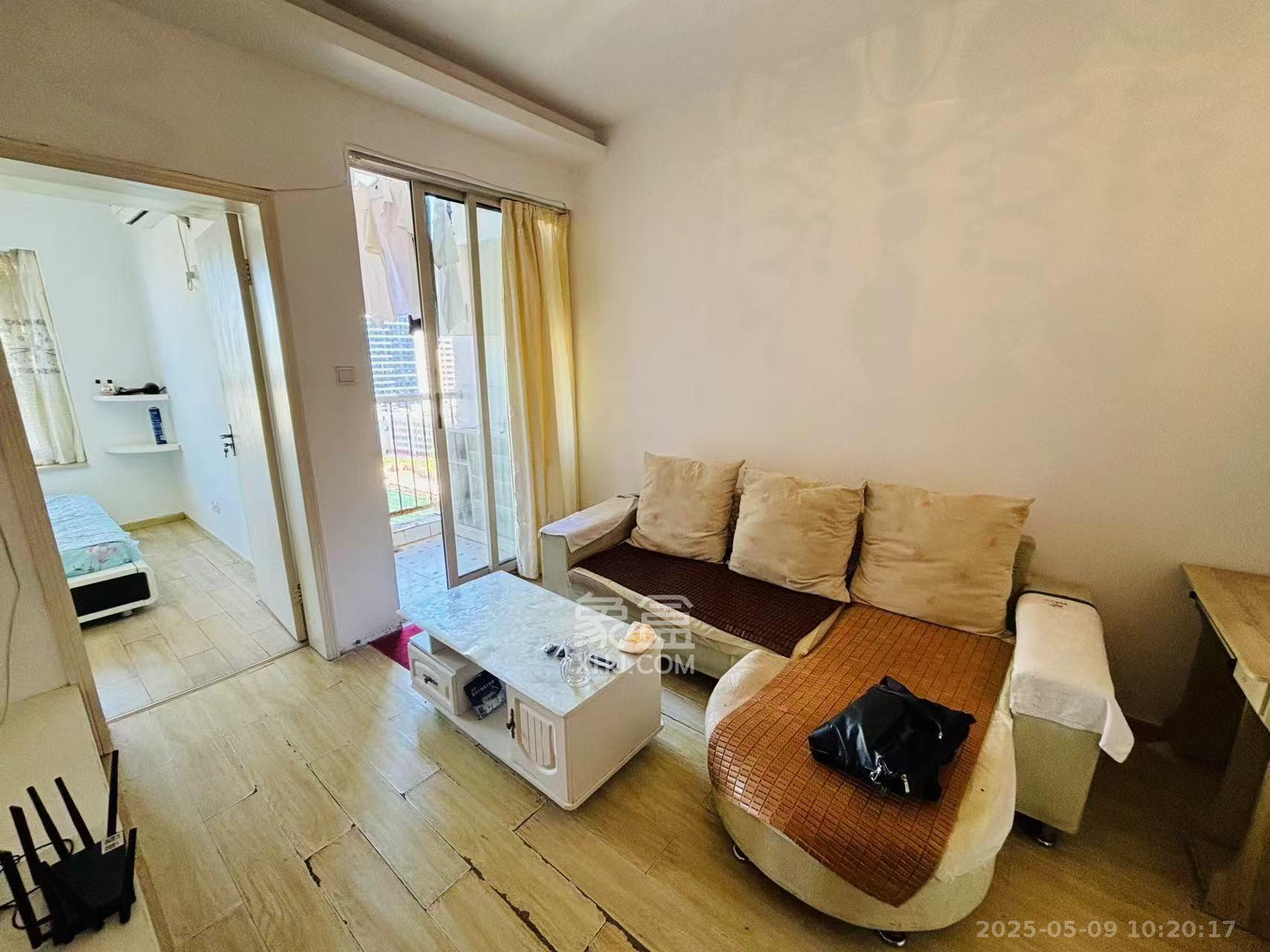 白沙晶城 1室1厅1卫 1800.0元/月 白沙晶城 1室1厅1卫 1800.0元/月室内图