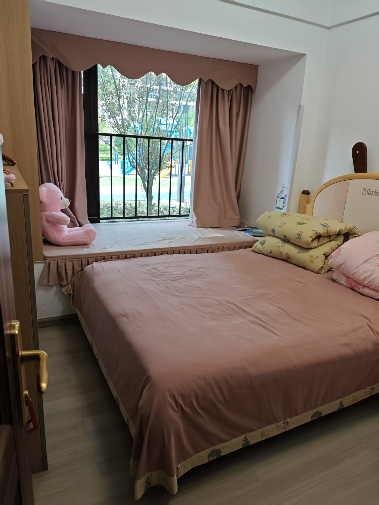 碧桂园翘楚棠  4室2厅2卫    130.0万