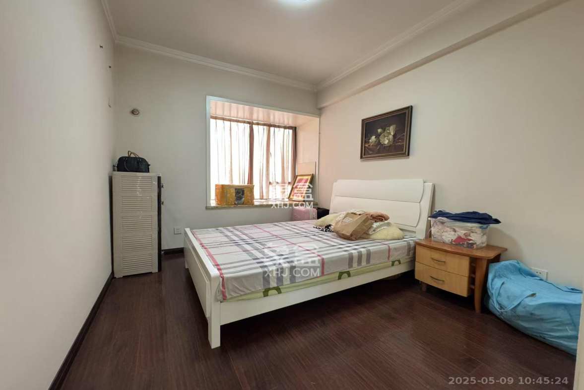 滨江君悦香邸  3室2厅2卫    3200.0元/月 滨江君悦香邸  3室2厅2卫    3200.0元/月室内图