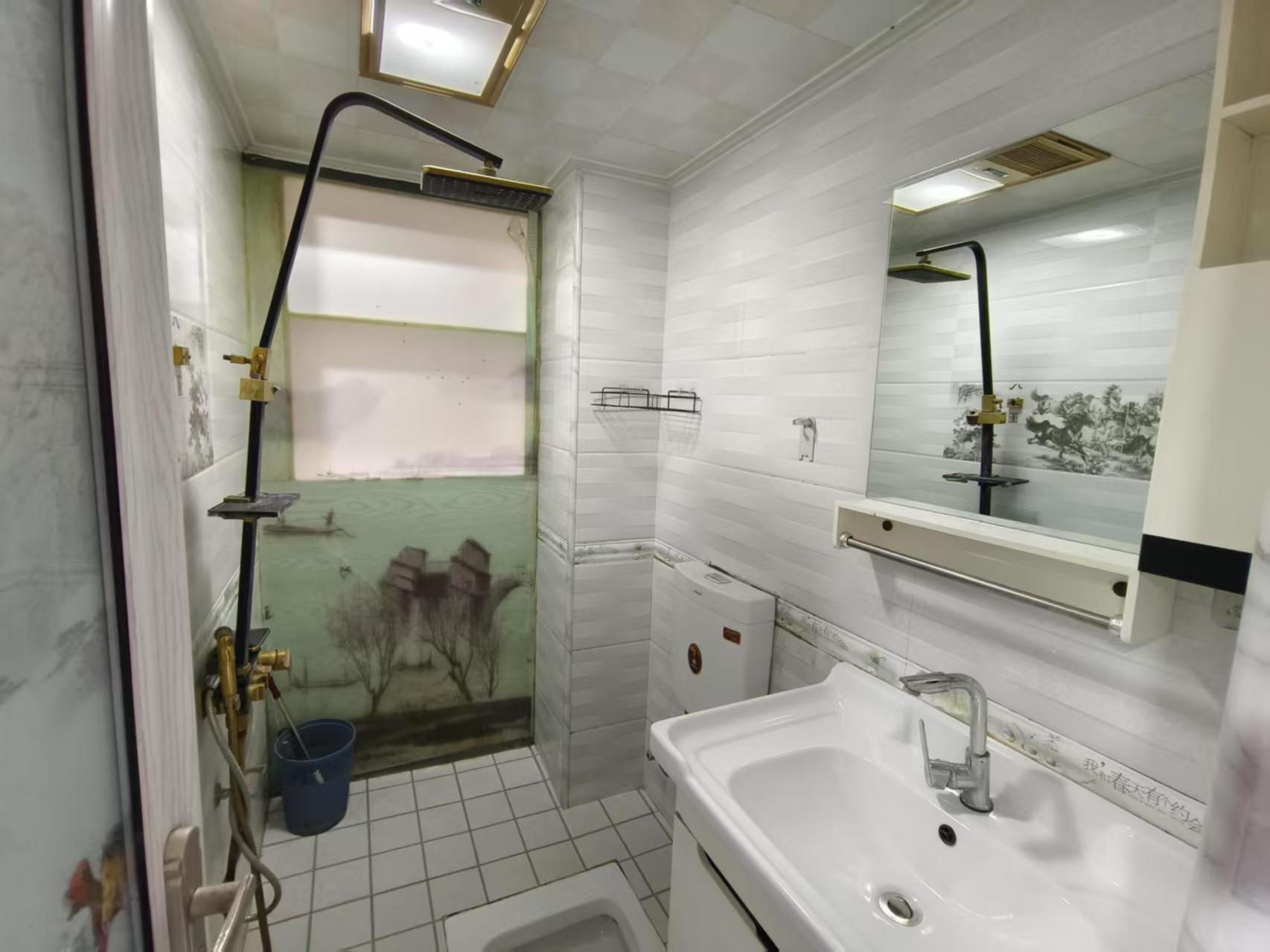 星海名都 1室0厅0卫 35.8万 星海名都 1室0厅0卫 35.8万客厅