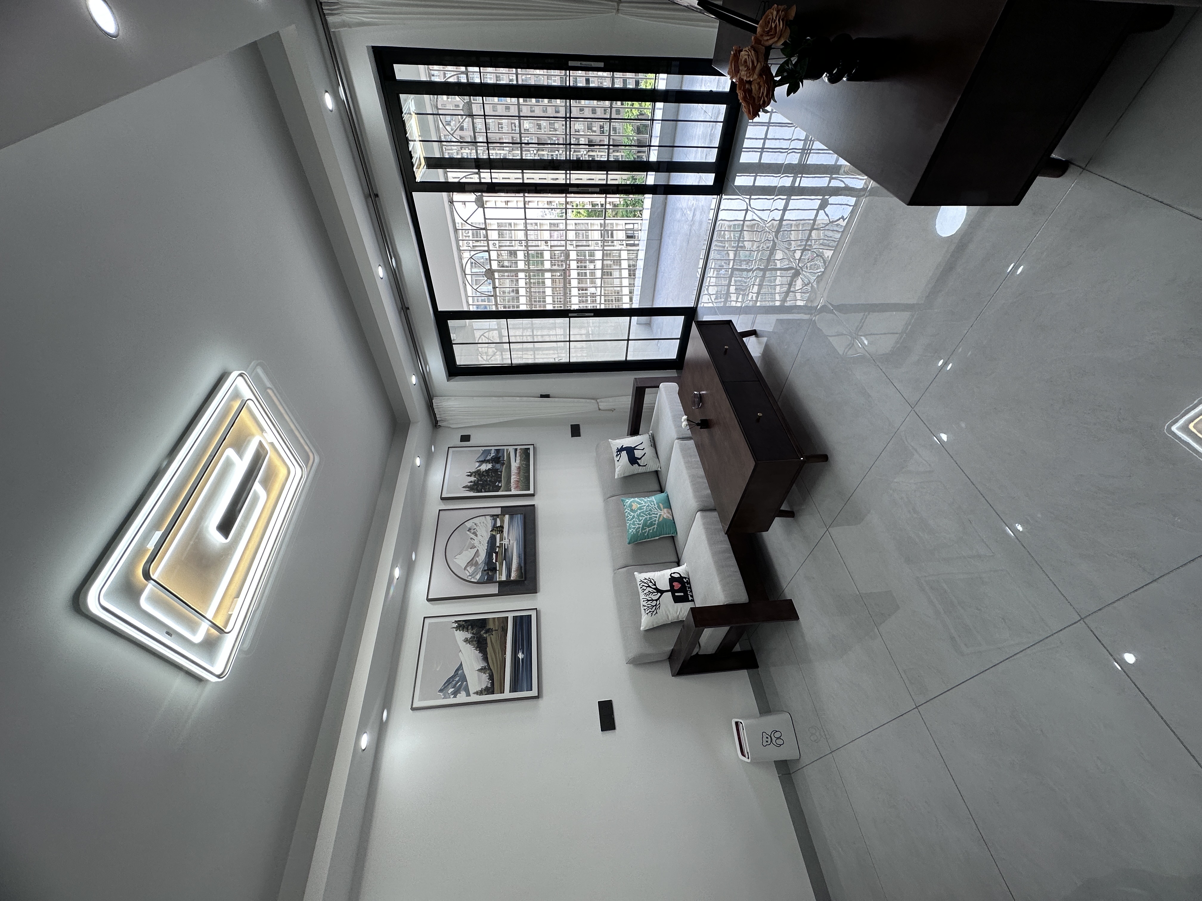 水岸阳光A小区 3室2厅1卫 103.0万 水岸阳光A小区 3室2厅1卫 103.0万客厅