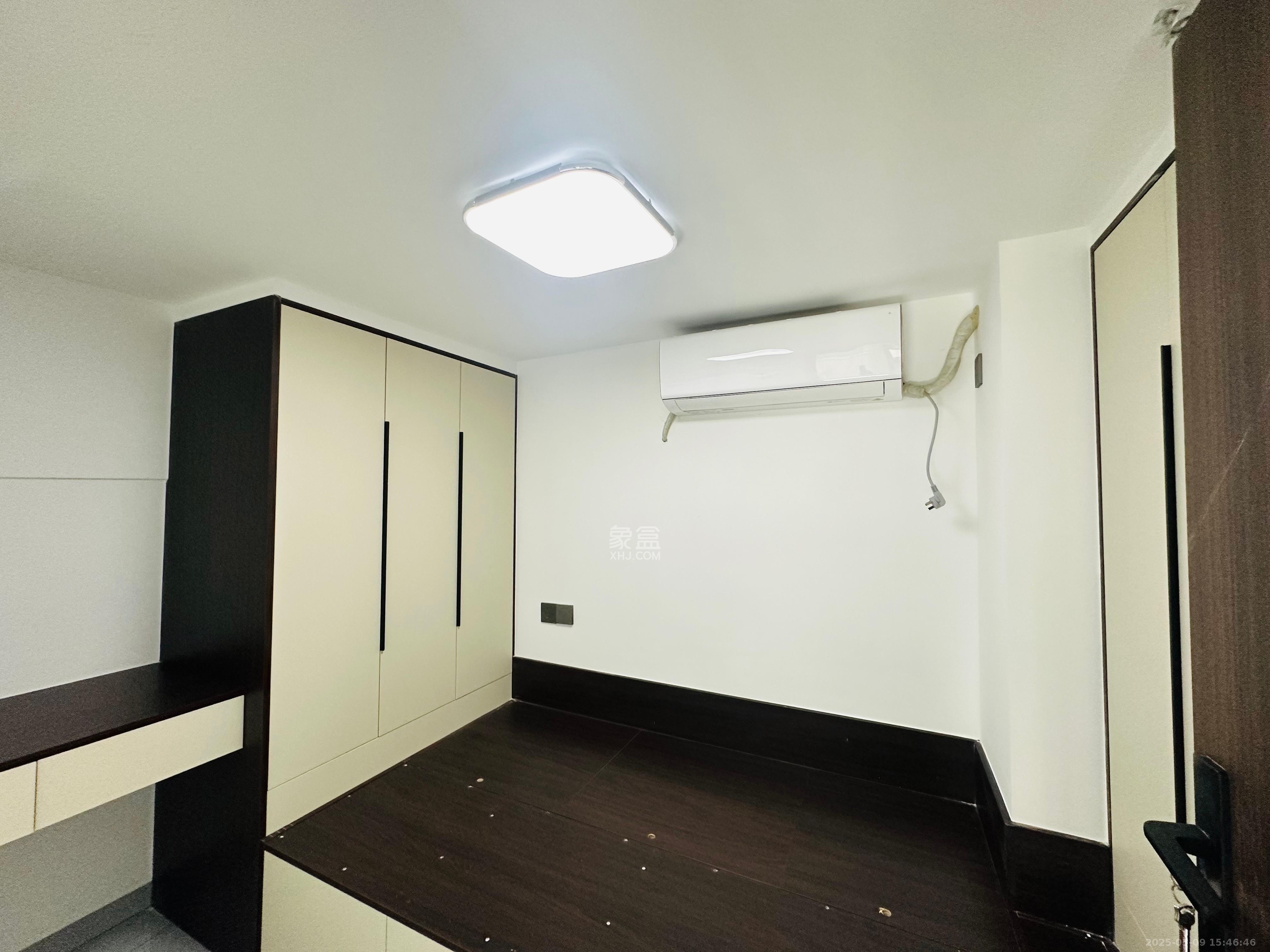 卓越中寰  2室1厅1卫    2600.0元/月 卓越中寰  2室1厅1卫    2600.0元/月室内图