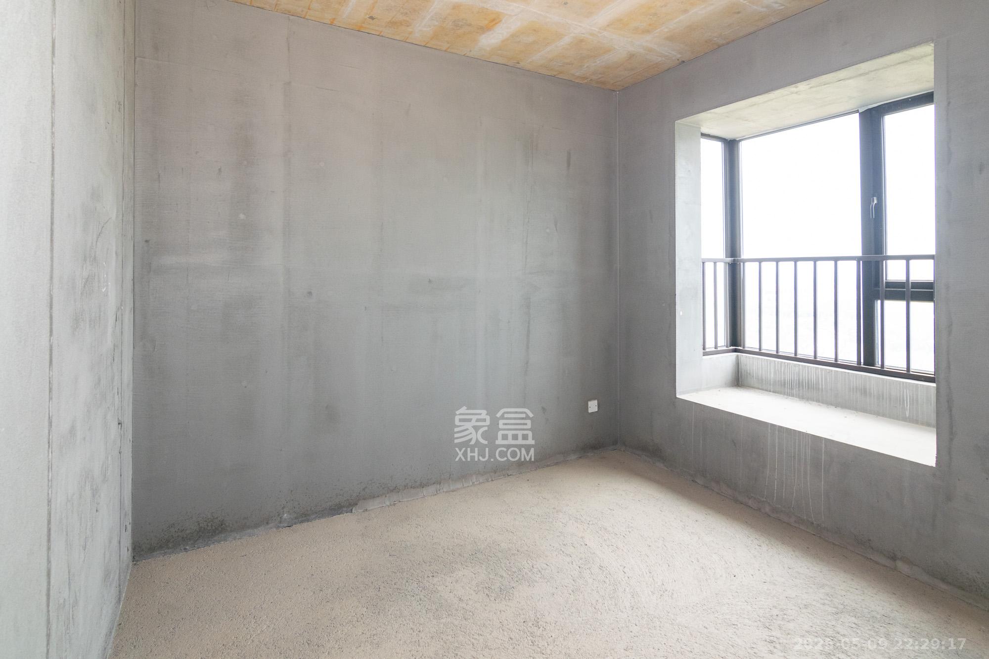 美的翰城  3室2厅2卫    63.8万 美的翰城  3室2厅2卫    63.8万卧室