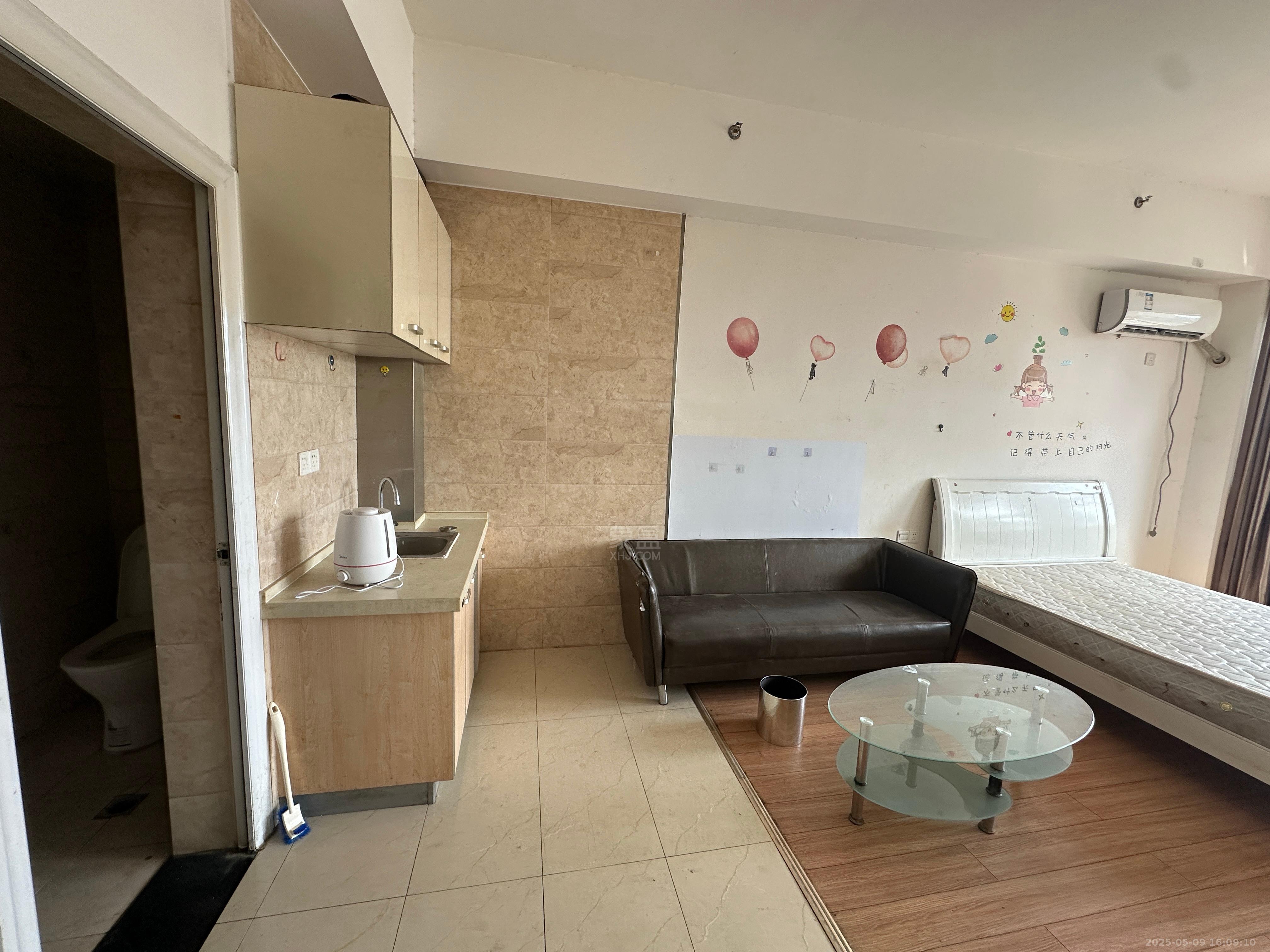 华晨御园 1室0厅1卫 1300.0元/月 华晨御园 1室0厅1卫 1300.0元/月室内图