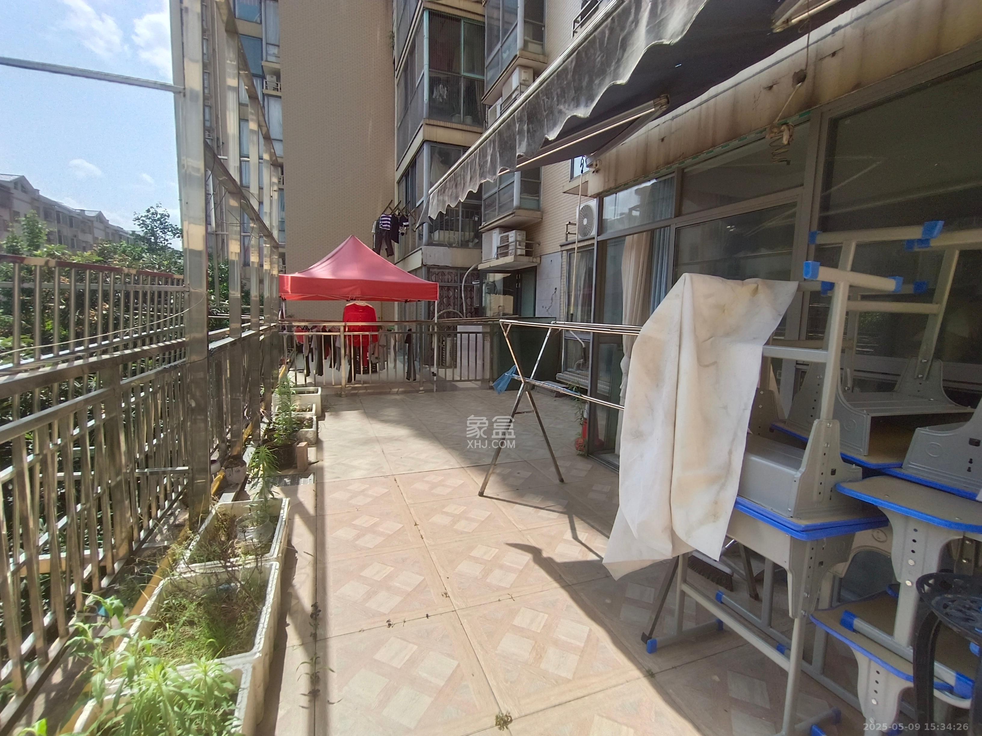 荣升家园（湘江熙岸）  3室2厅1卫   2700.00元/月室内图