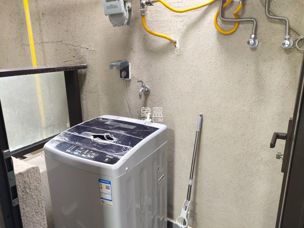 华润中心  4室2厅2卫   7000.00元/月室内图