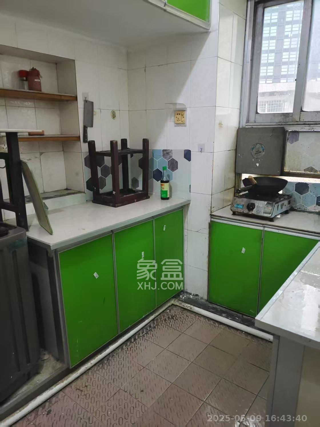 牛婆塘社区  2室2厅2卫    1400.0元/月