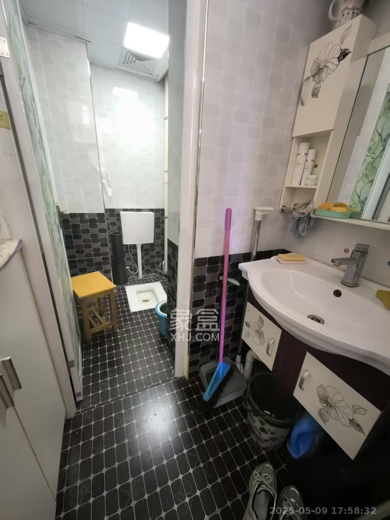 和庄  1室1厅1卫   2200.00元/月室内图