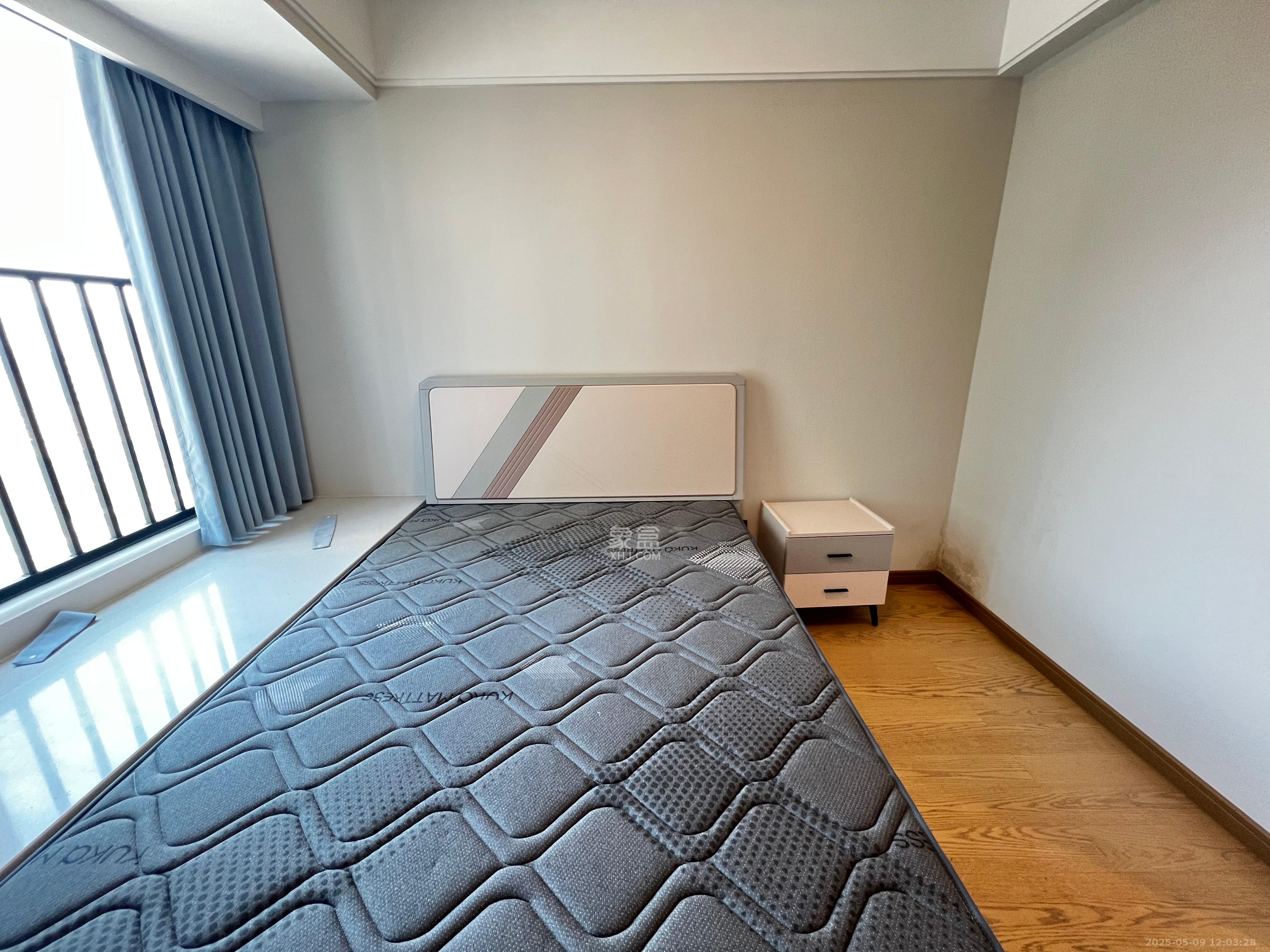 爱家当代境  4室2厅2卫   3800.00元/月室内图