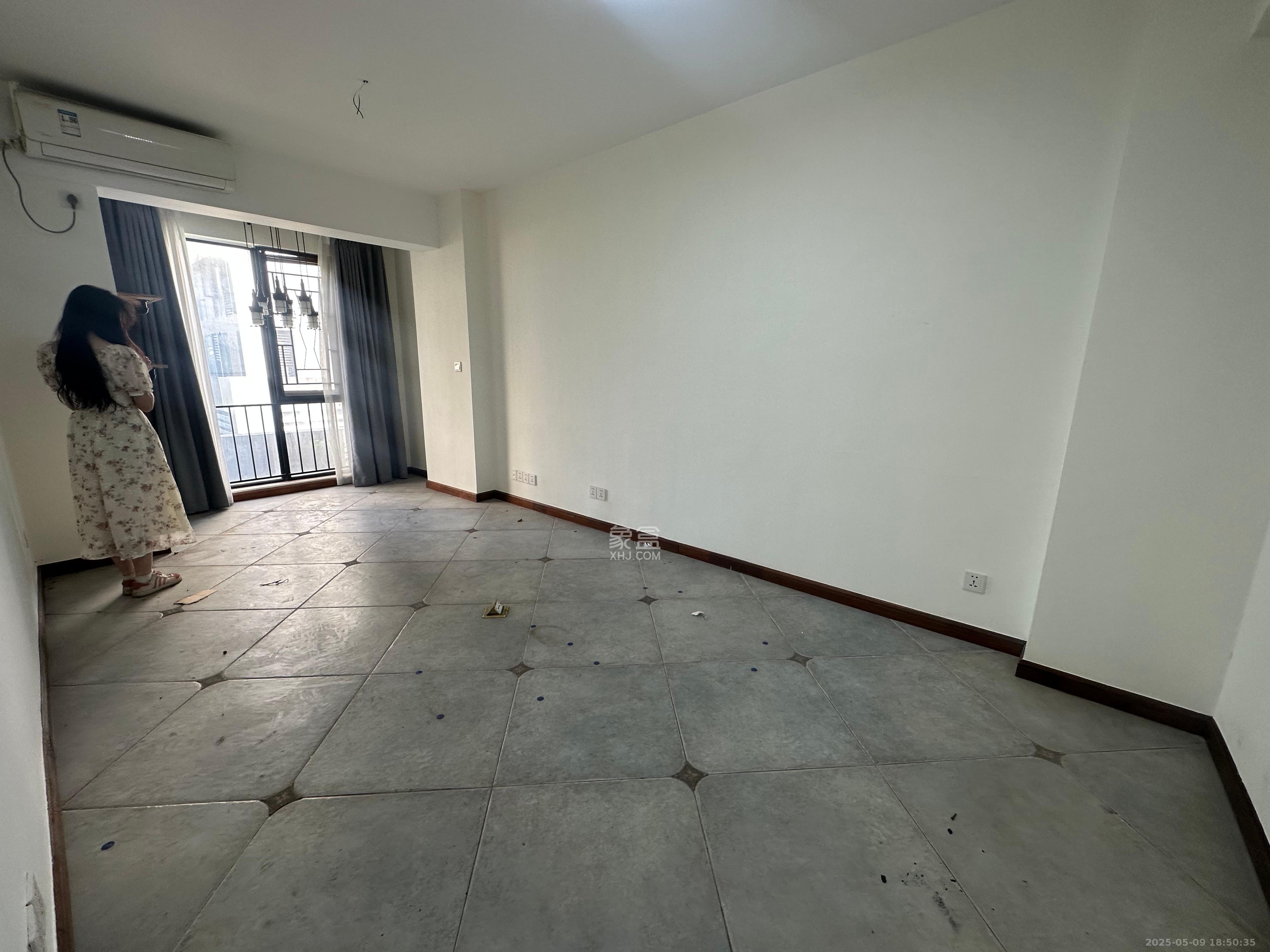 万科城 1室1厅1卫 1700.0元/月 万科城 1室1厅1卫 1700.0元/月室内图