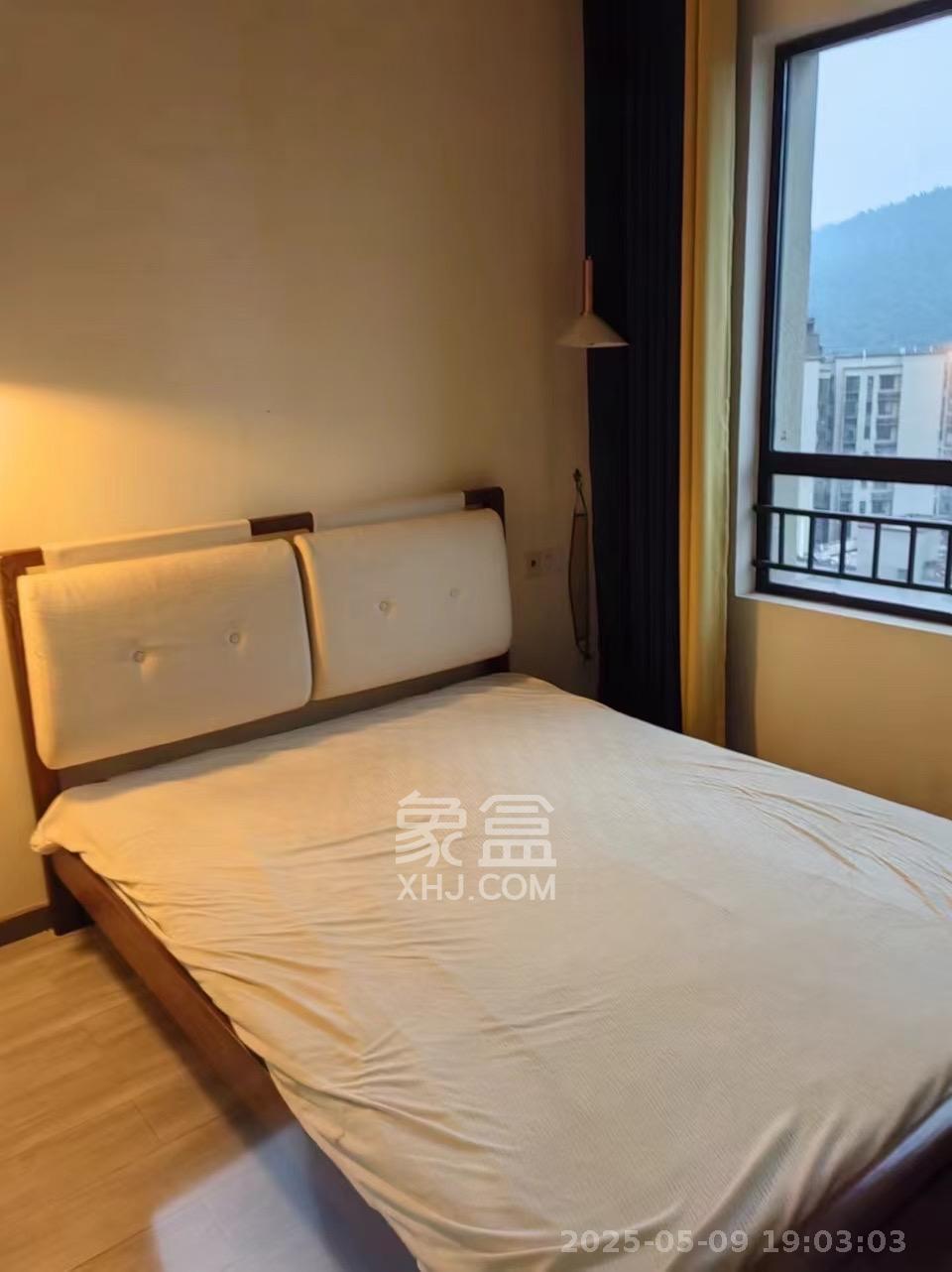 中海梅溪湖壹号  3室2厅1卫   2600.00元/月室内图