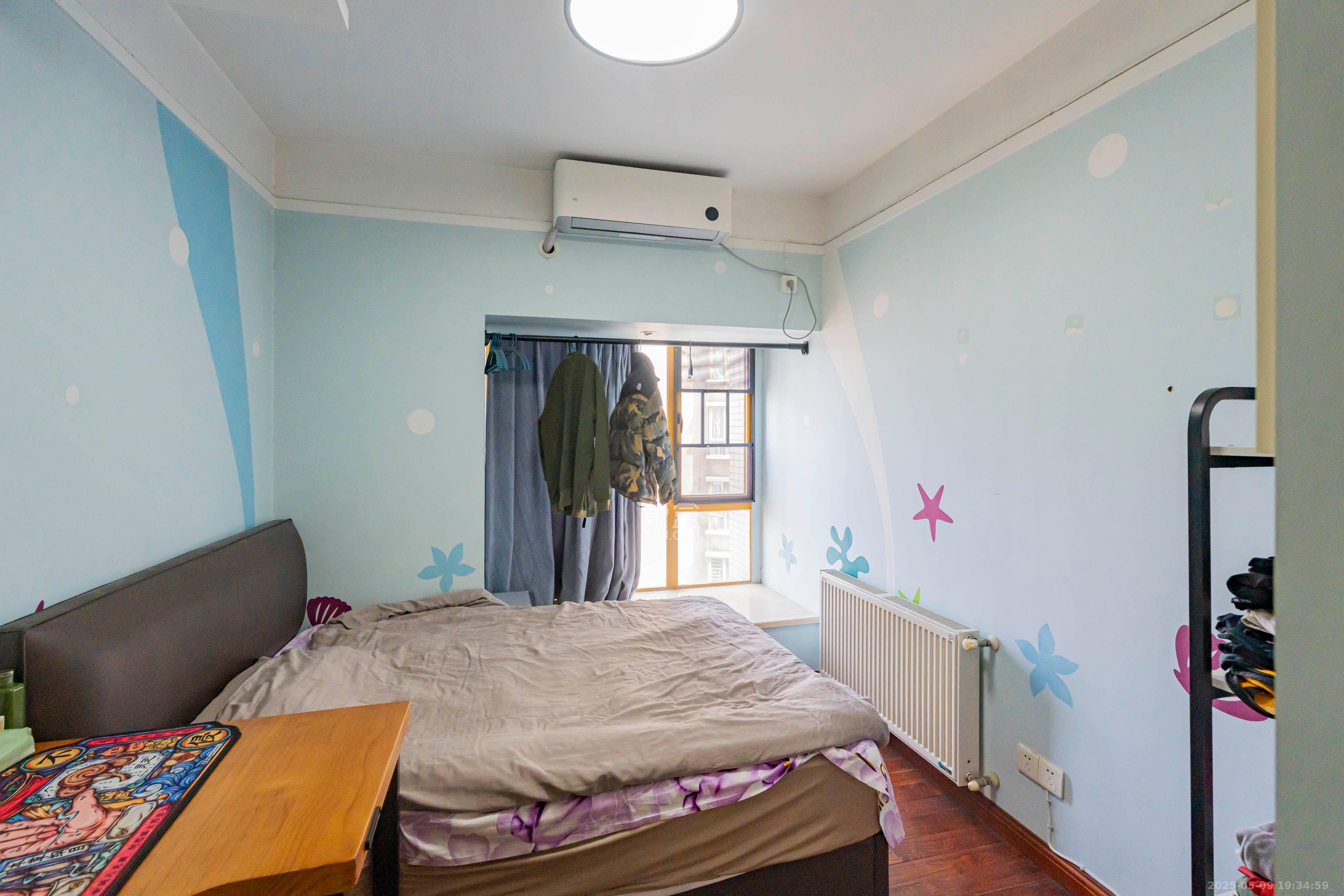 天健芙蓉盛世一期 3室1厅1卫 130.0万 天健芙蓉盛世一期 3室1厅1卫 130.0万卧室