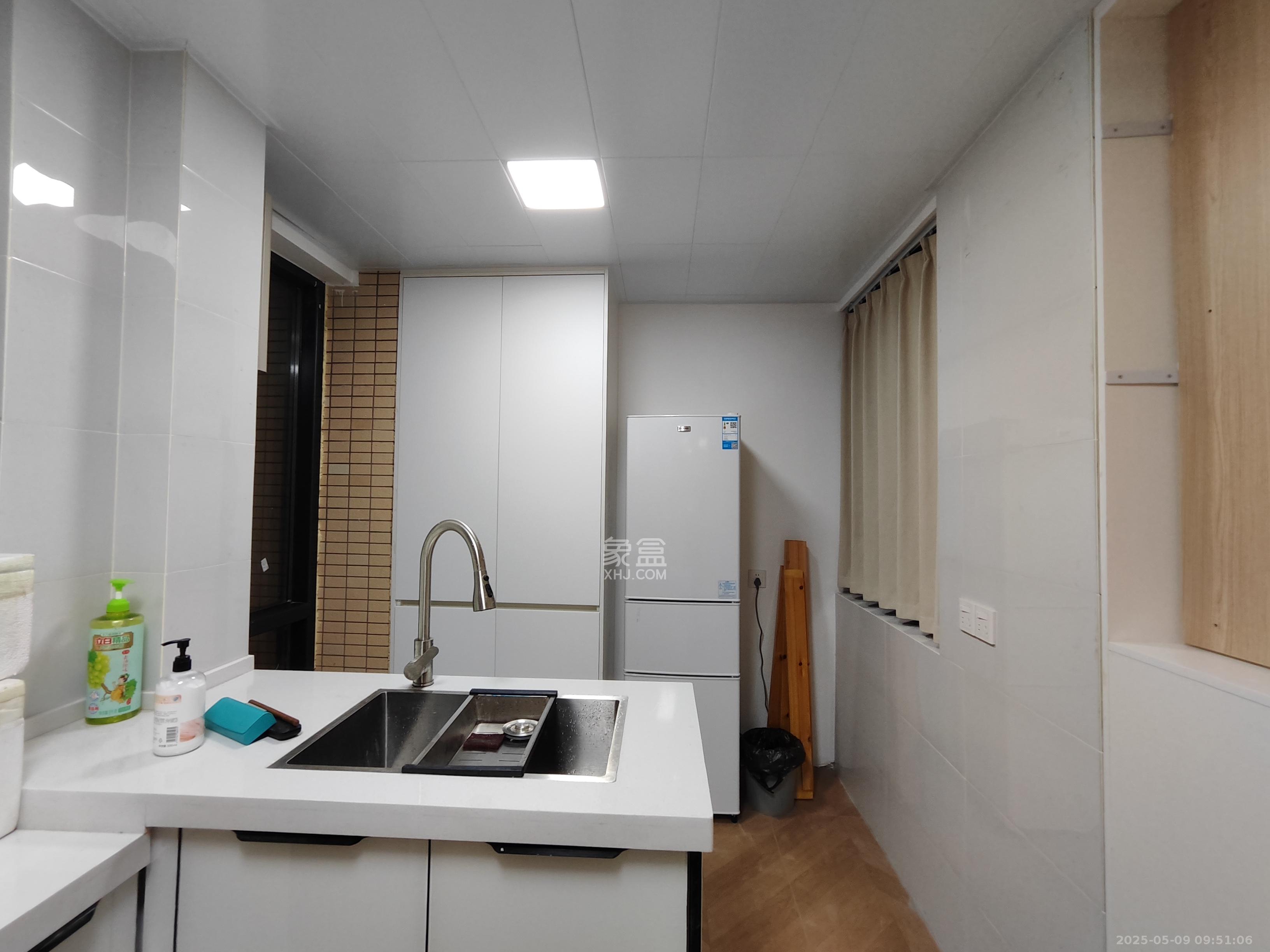 五矿紫湖香醍 2室2厅1卫 2300.0元/月 五矿紫湖香醍 2室2厅1卫 2300.0元/月室内图