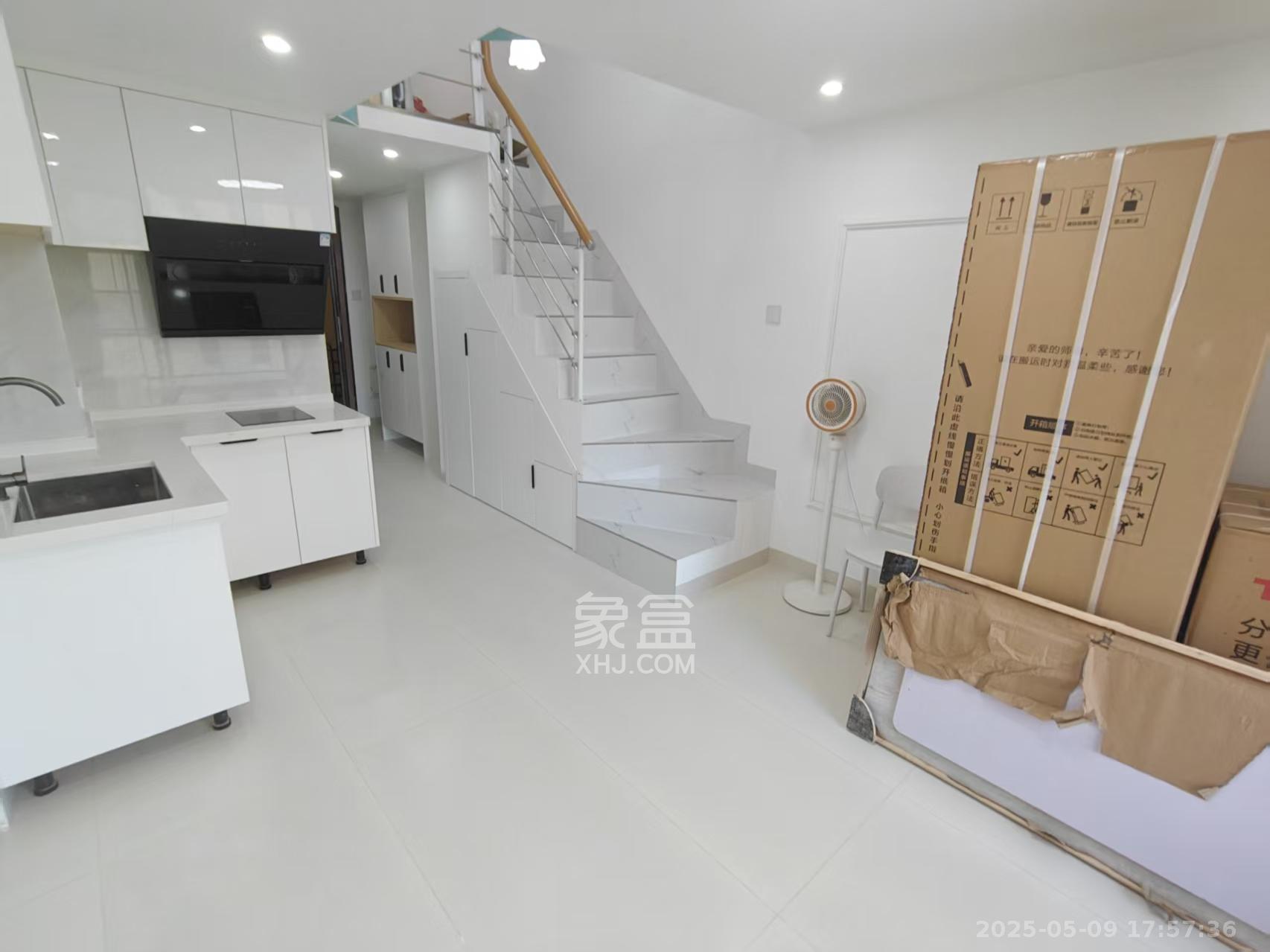碧桂园城市之光  2室2厅1卫    2400.0元/月