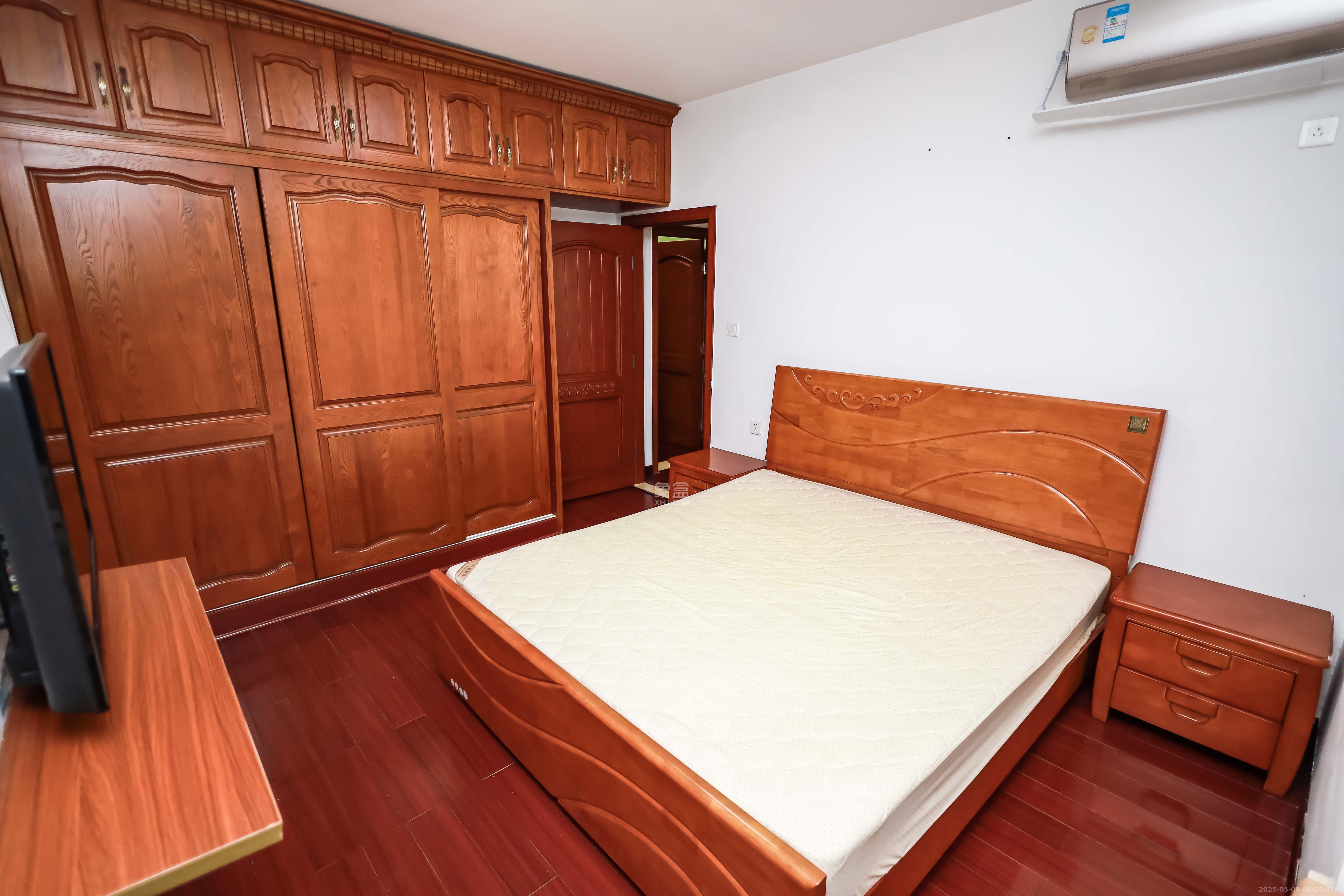 保利麓谷林语C区  3室2厅1卫    2600.0元/月 保利麓谷林语C区  3室2厅1卫    2600.0元/月室内图