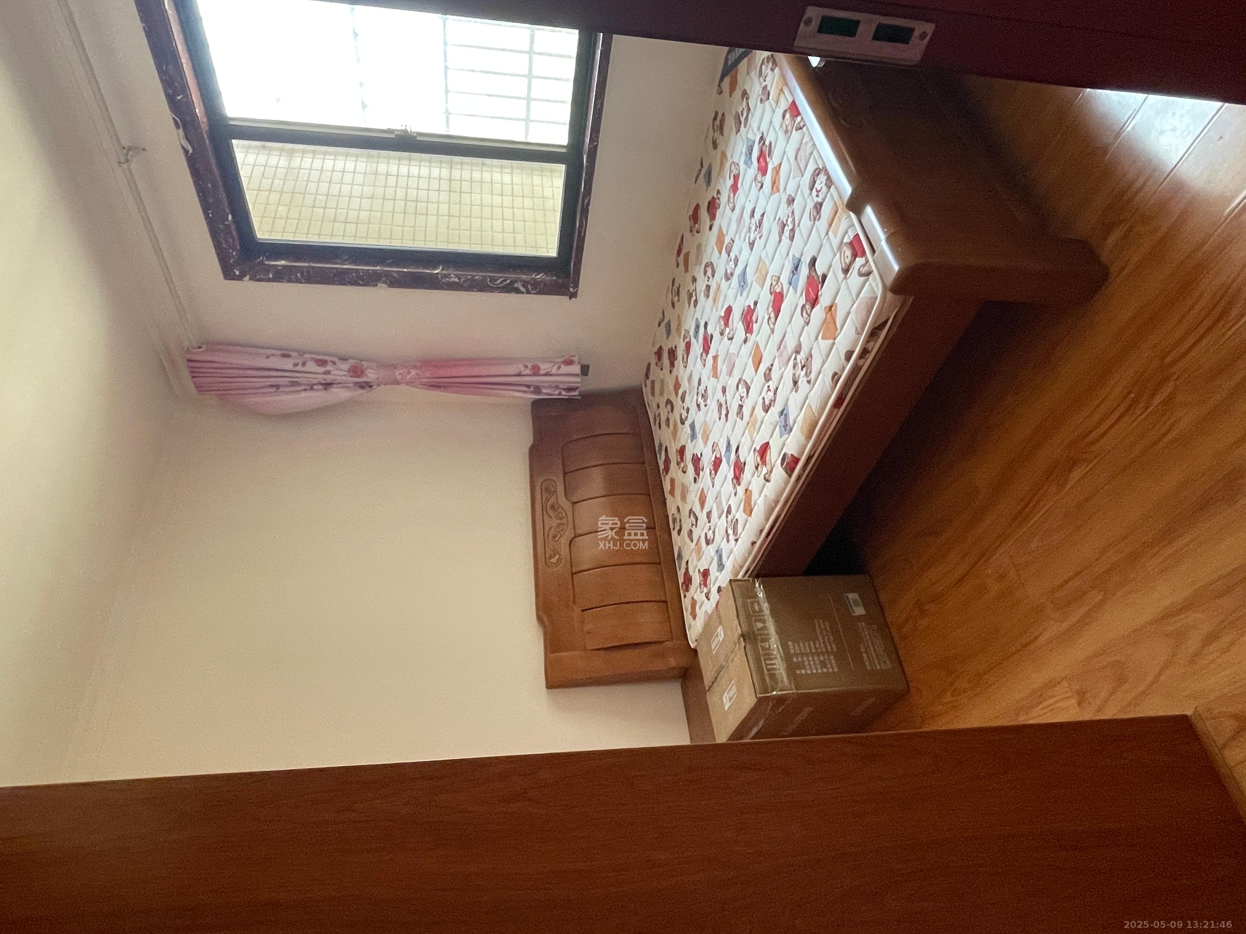 盛腾雅苑(新雅黄金苑二期) 3室2厅1卫 1800.0元/月 盛腾雅苑(新雅黄金苑二期) 3室2厅1卫 1800.0元/月室内图