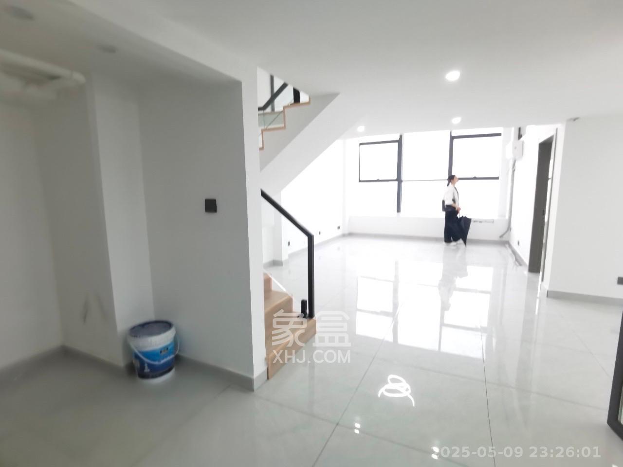 裕天国际商汇中心 2室0厅0卫 3600.0元/月 裕天国际商汇中心 2室0厅0卫 3600.0元/月室内图