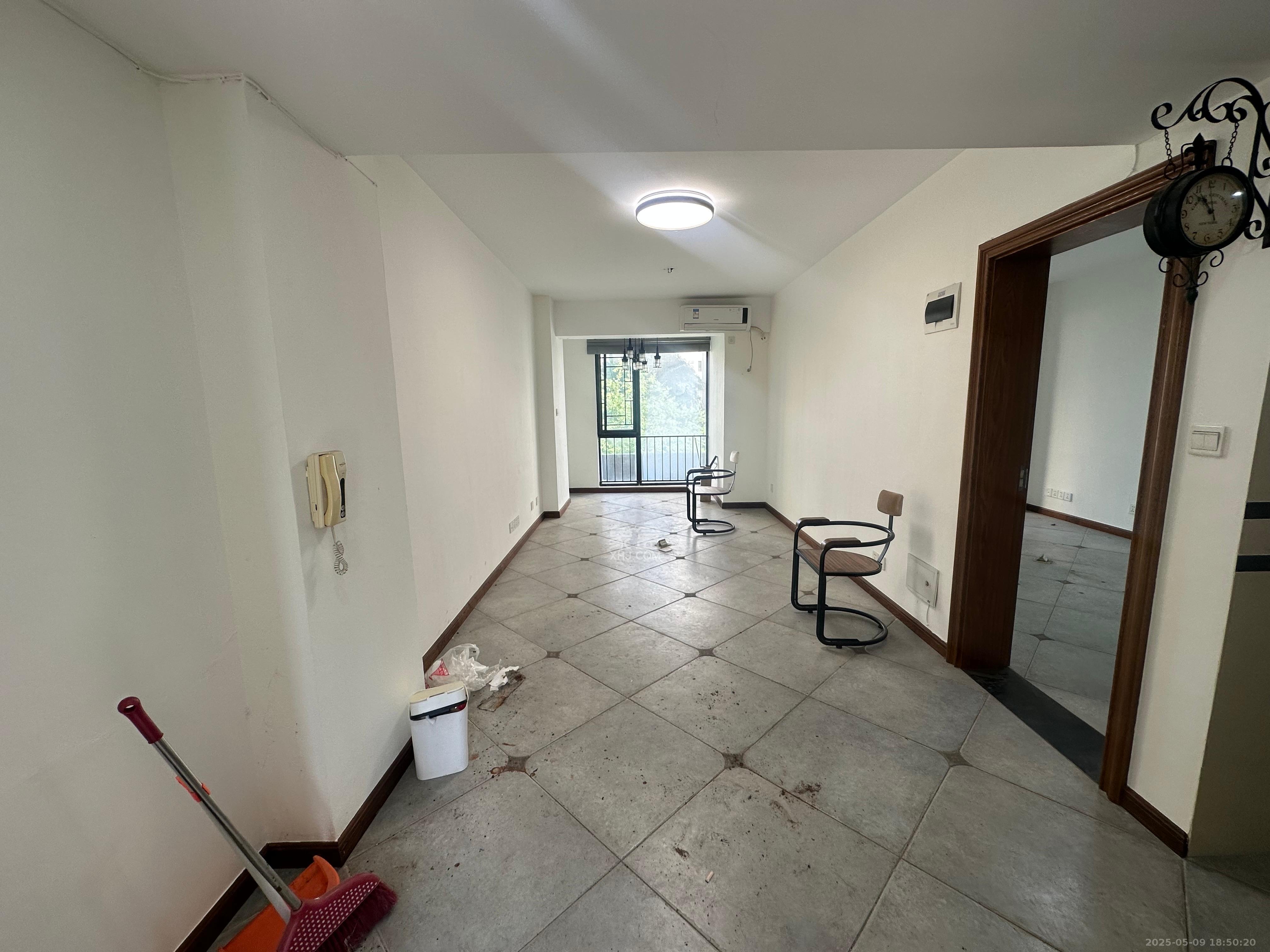 万科城 1室1厅1卫 1700.0元/月 万科城 1室1厅1卫 1700.0元/月室内图